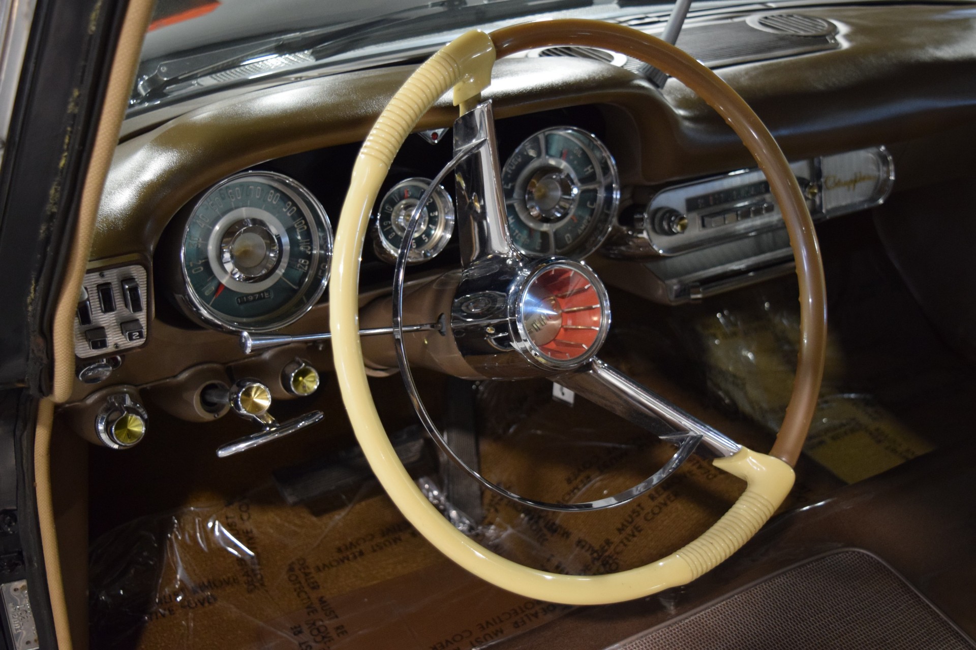 1958 CHRYSLER SARATOGA AUTOMATIC 4D HARDTOP