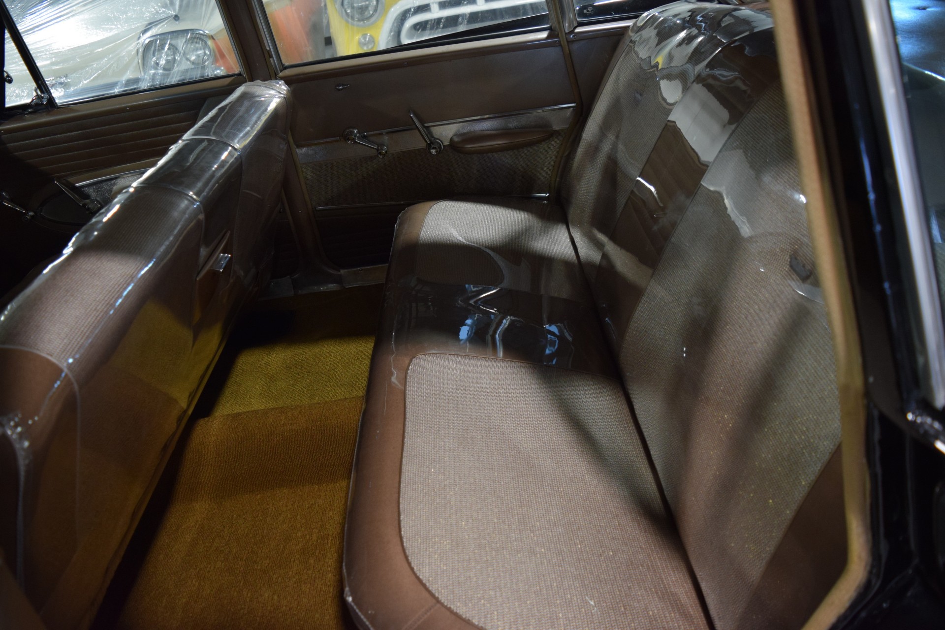 1958 CHRYSLER SARATOGA AUTOMATIC 4D HARDTOP