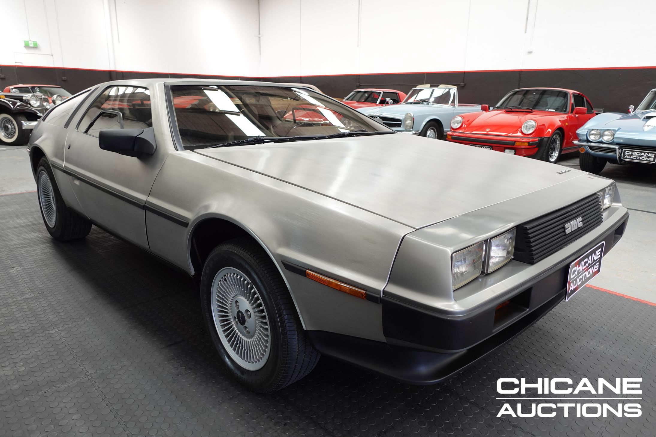 1981 DELOREAN DMC-12 COUPE