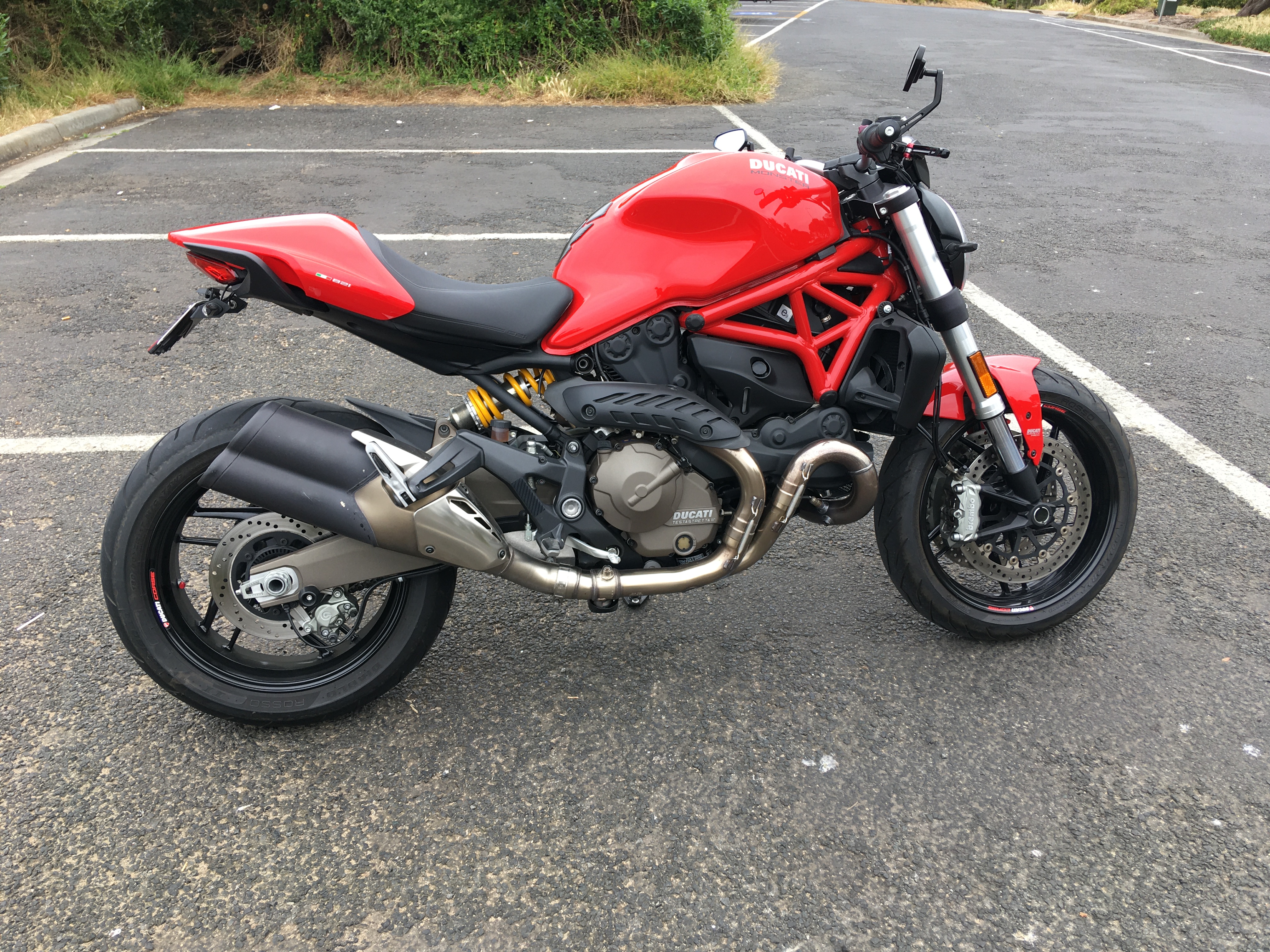 2015 DUCATI MONSTER 821 ROAD