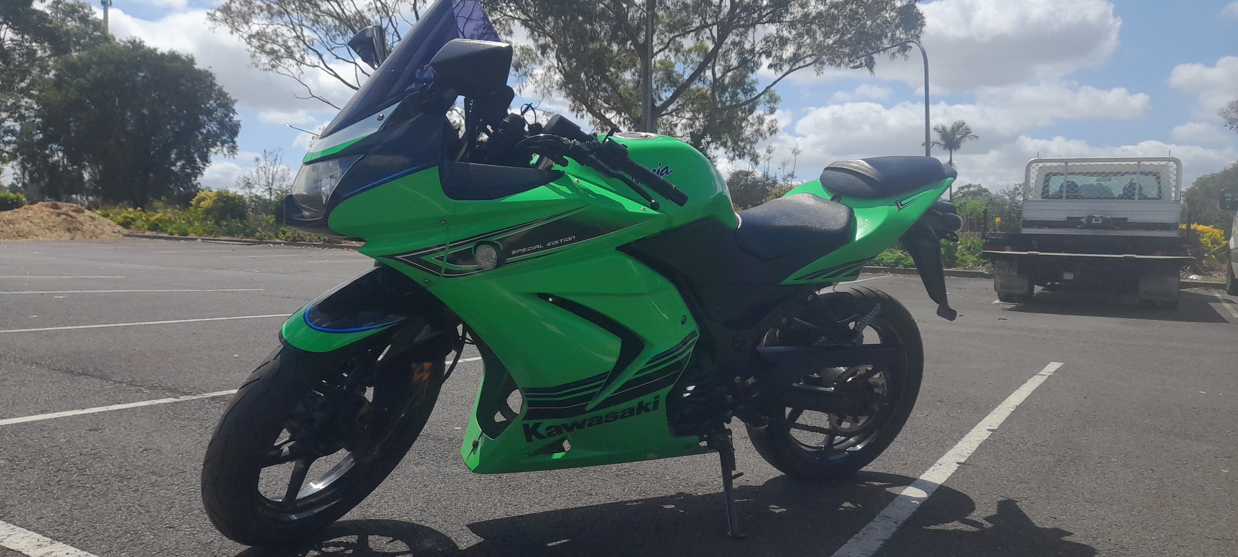 2012 KAWASAKI NINJA 250R SE (EX250J) SPORTS