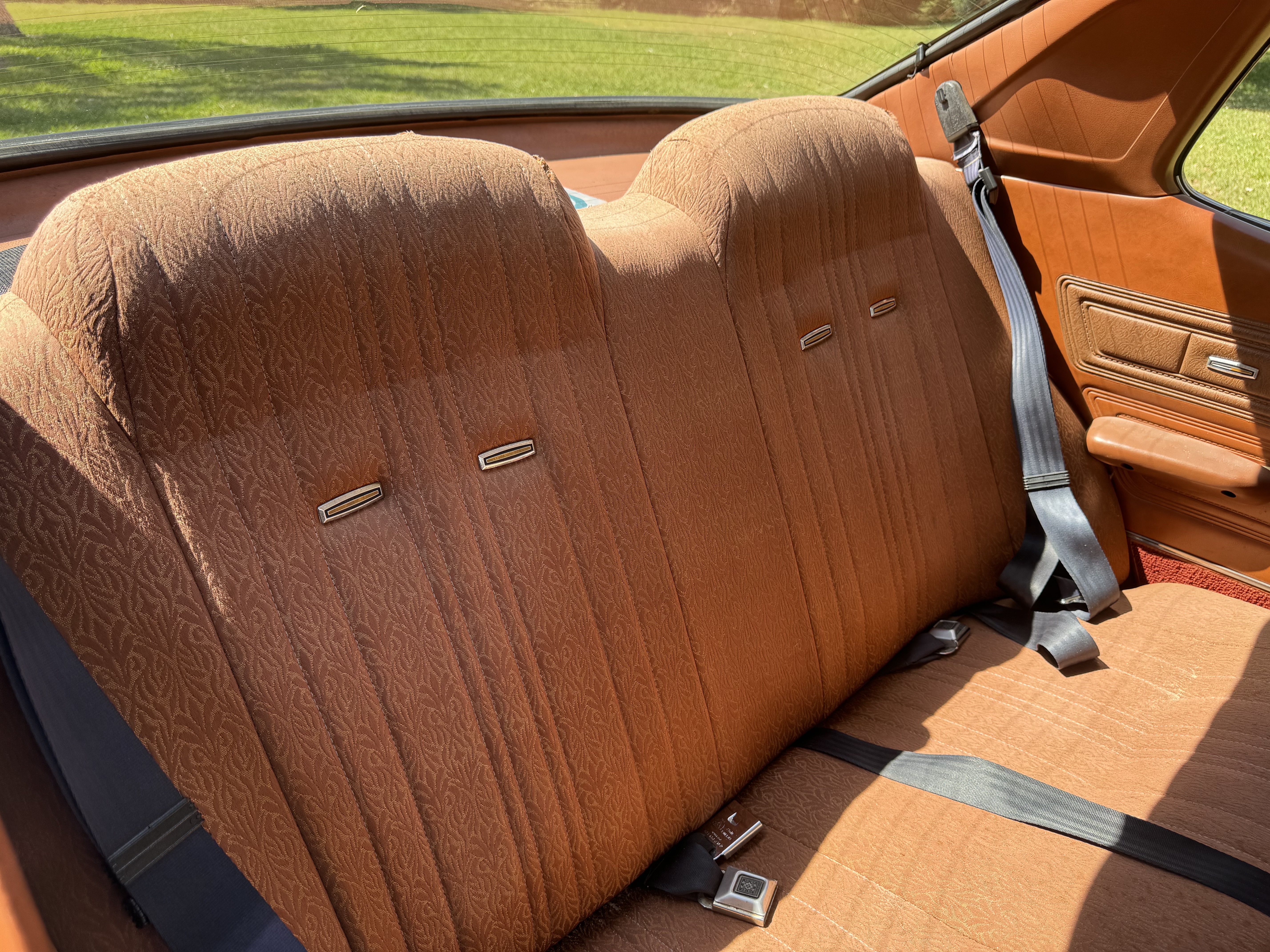 1974 CHRYSLER GALANT GC GL HARDTOP