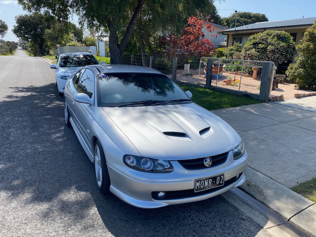 2002 HOLDEN MONARO V2 SERIES II CV8 COUPE 