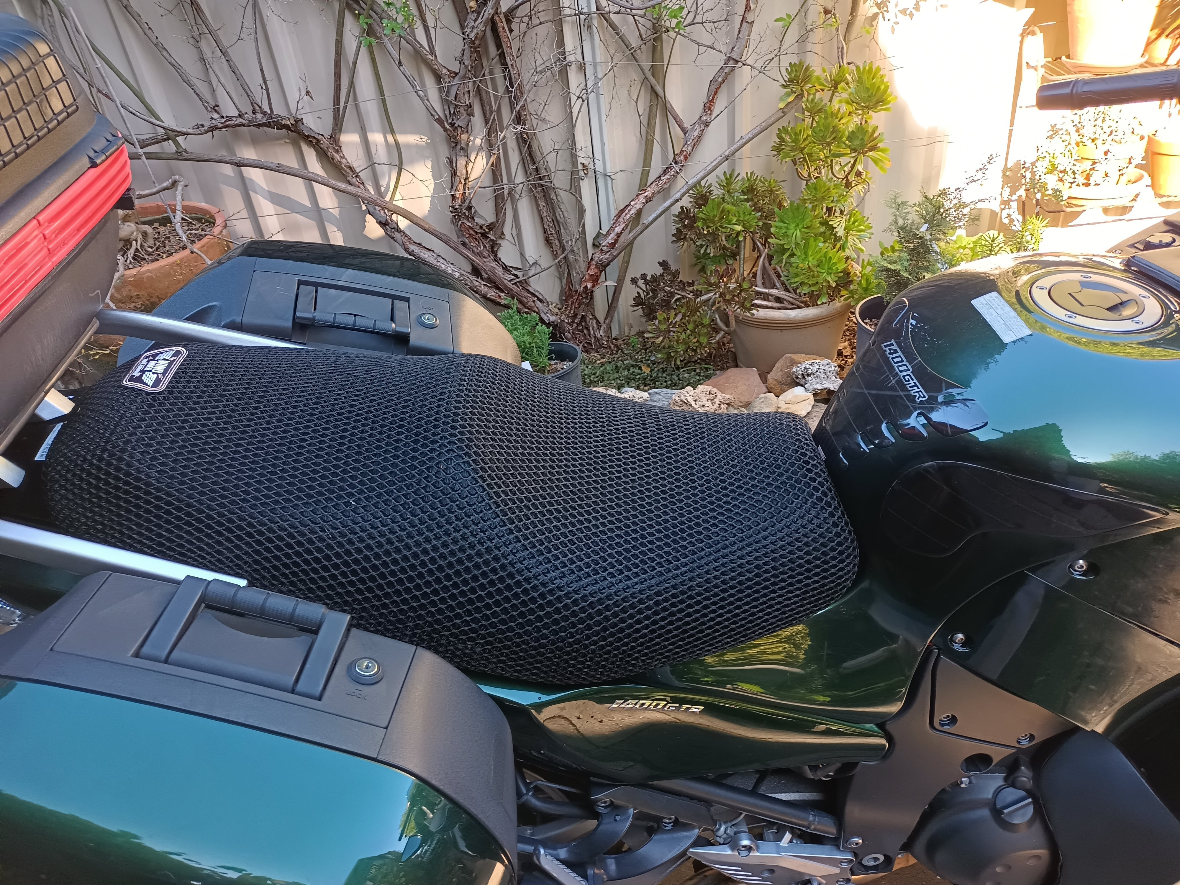 2011 KAWASAKI GTR 1400 ROAD