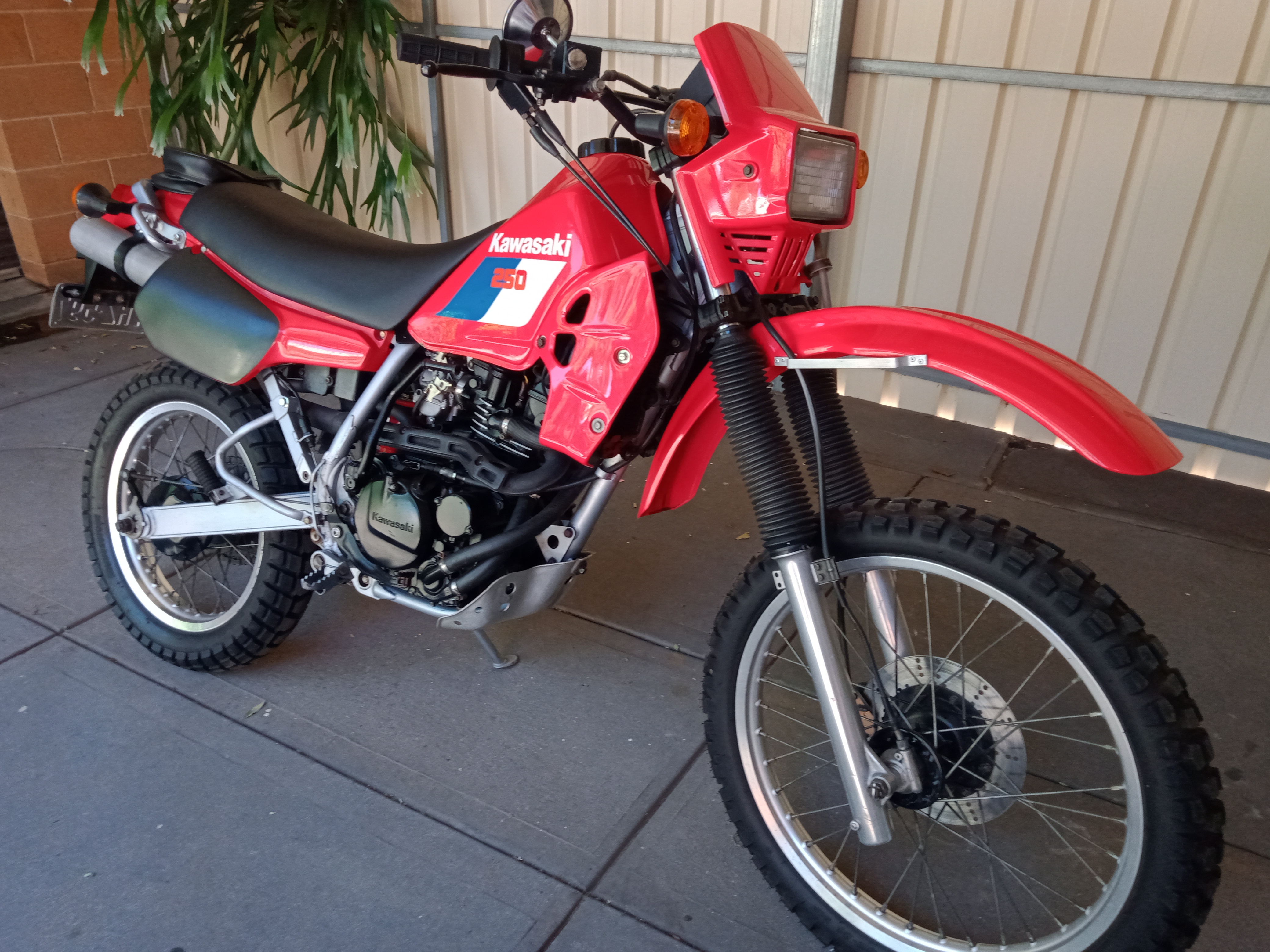1987 KAWASAKI KLR250 TRAIL
