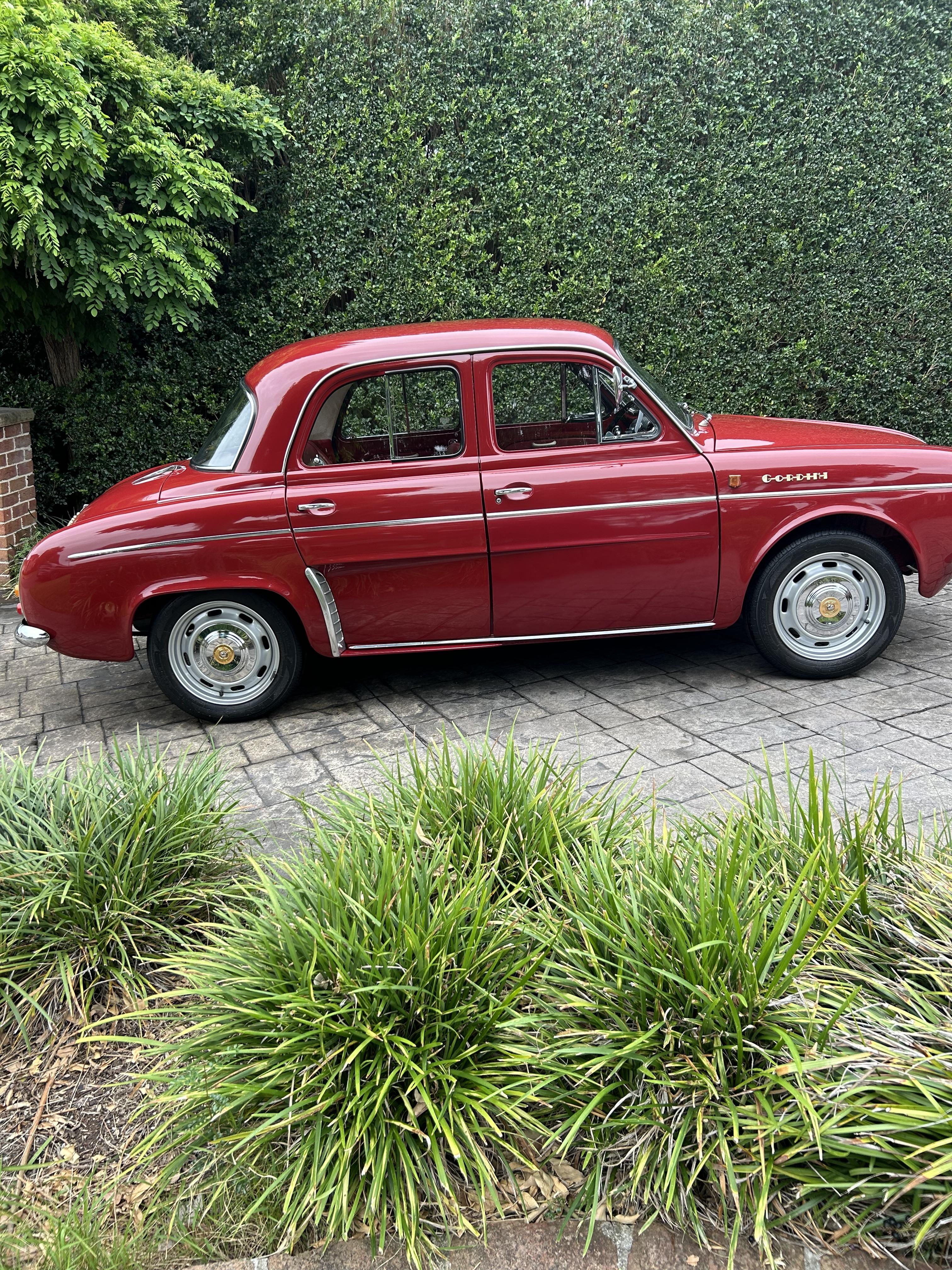 1961 RENAULT DAUPHINE GORDINI 4 SP MANUAL 4D SEDAN