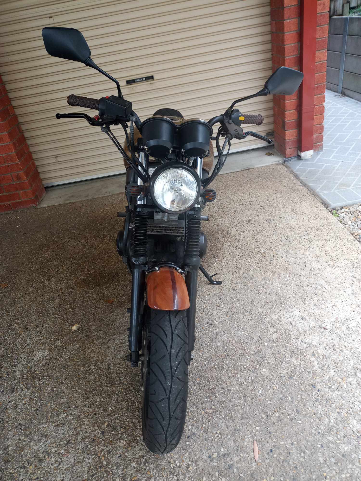 2005 SUZUKI GS500 ROAD