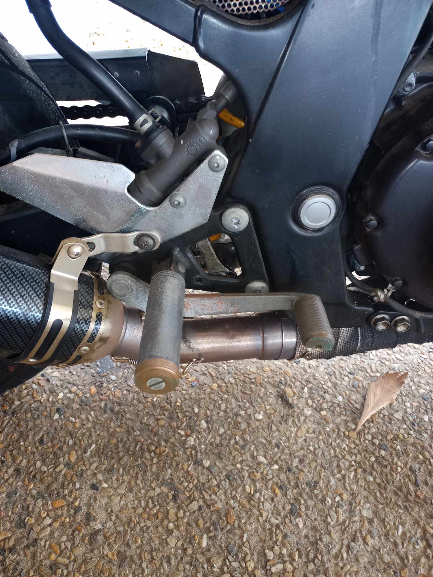 2005 SUZUKI GS500 ROAD