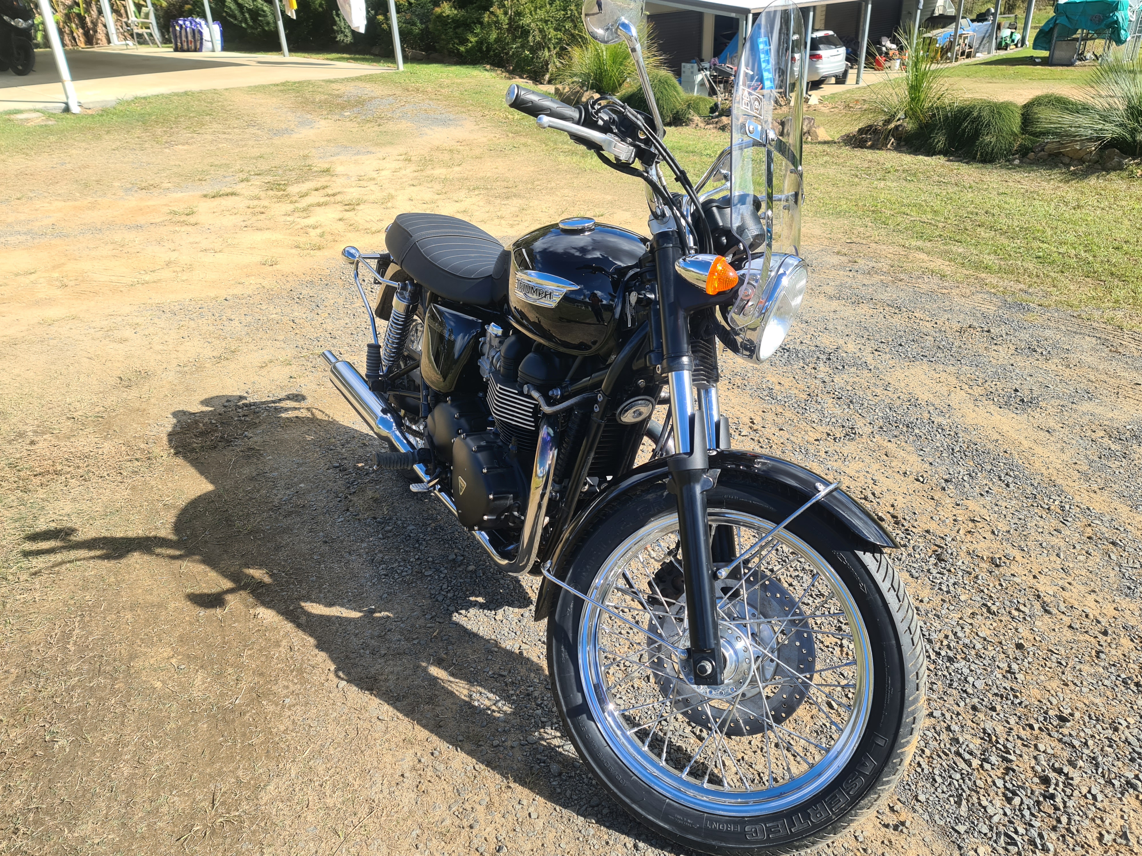 2008 TRIUMPH BONNEVILLE 865CC ROAD