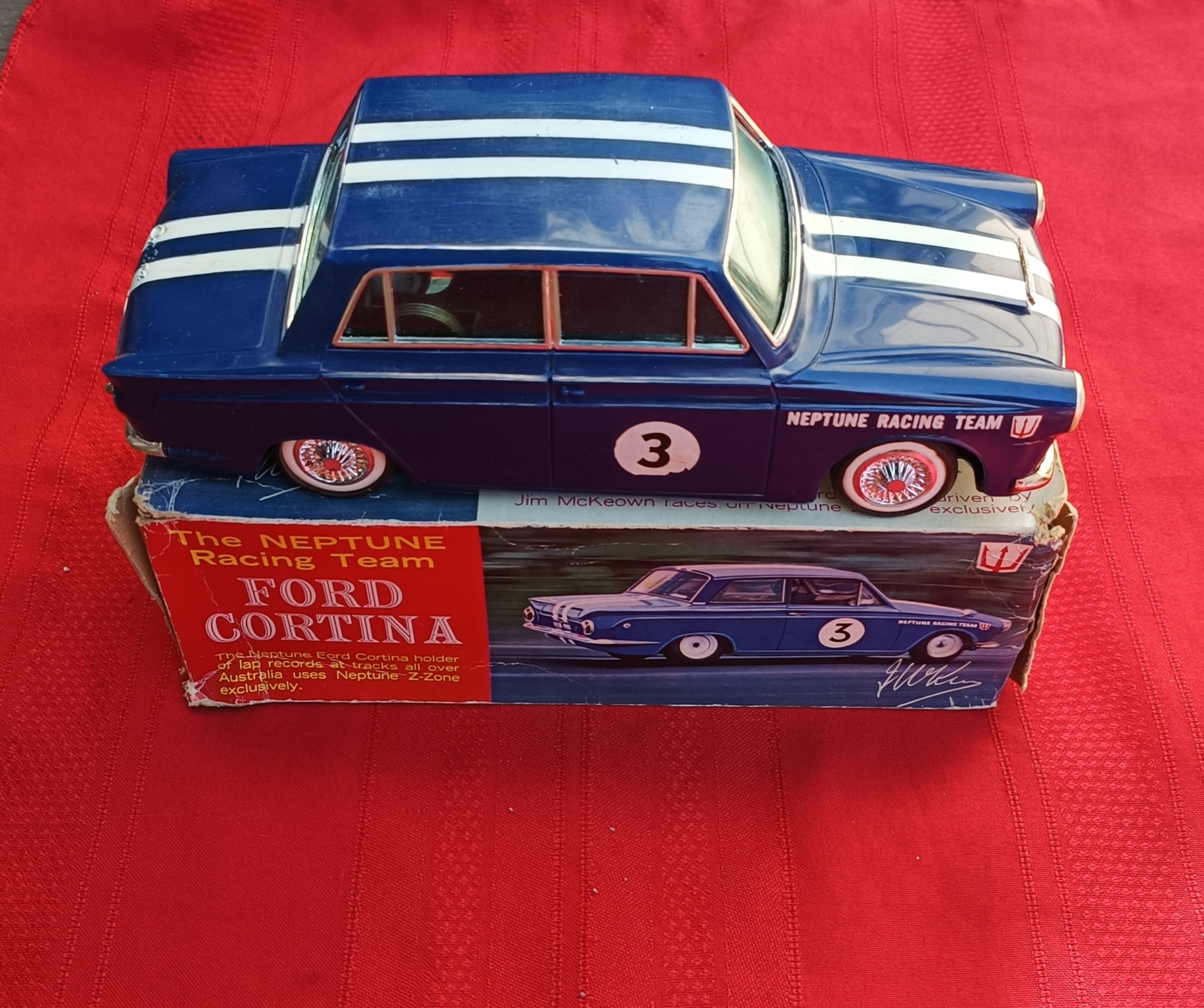 FORD CORTINA MK1 NEPTUNE RACING TEAM MODEL
