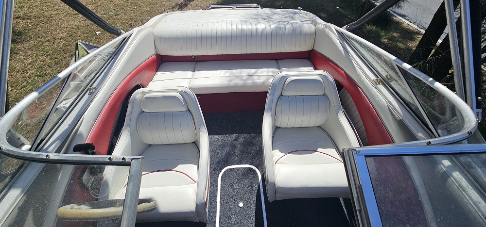1998 BAYLINER 1850SS CAPRI SUPER SPORT SPECIAL EDITION