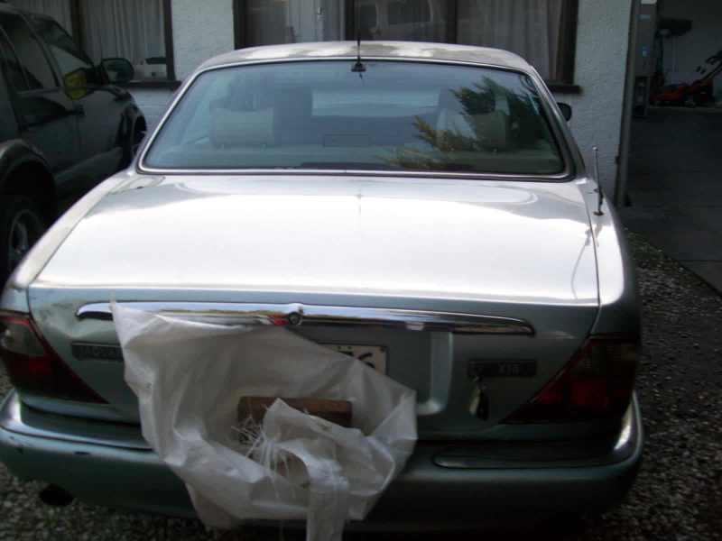 1998 JAGUAR XJ8 4.0 5 SP AUTOMATIC 4D SALOON