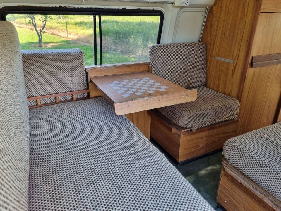 1983 NISSAN URVAN POP TOP CAMPERVAN