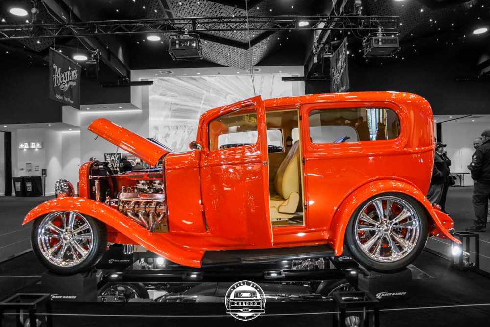 1932 FORD TUDOR HOT ROD