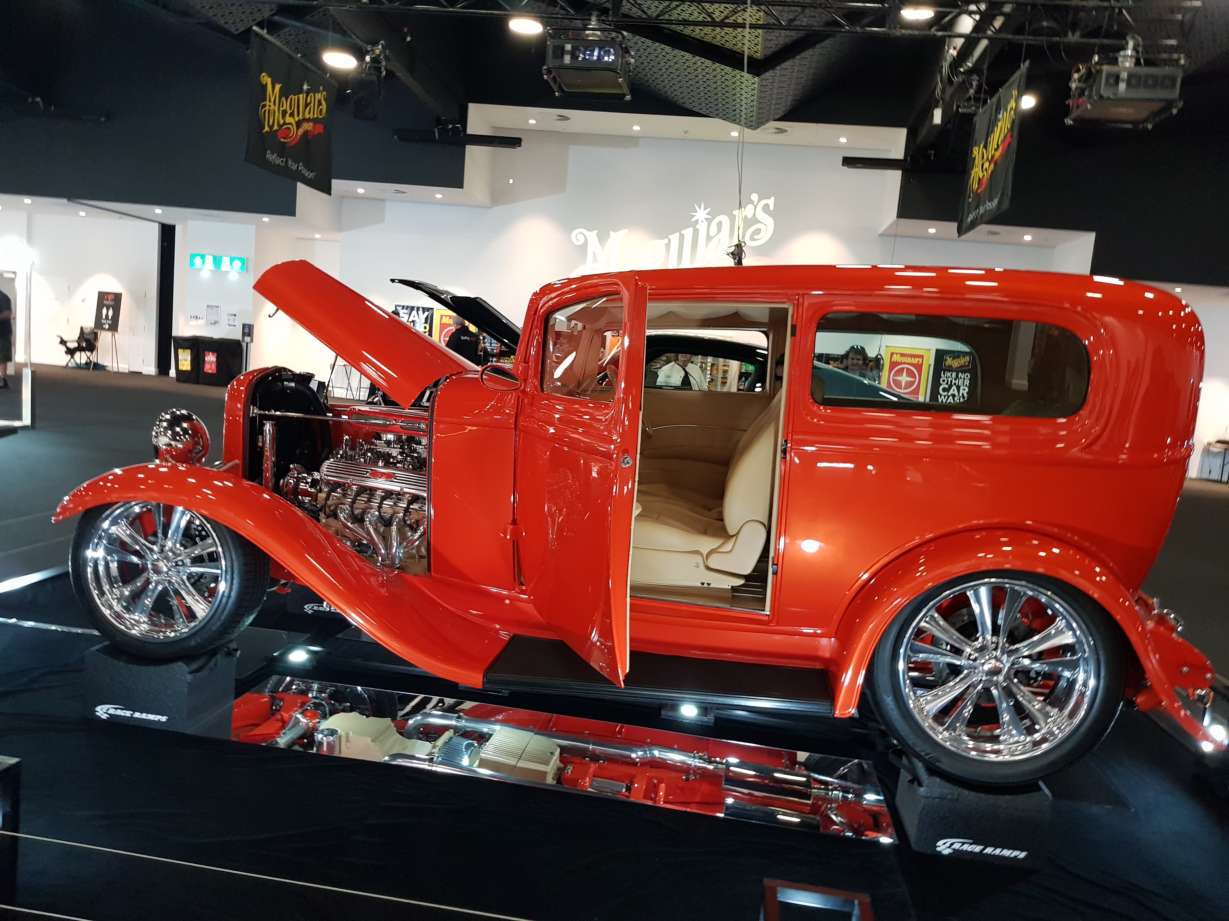 1932 FORD TUDOR HOT ROD