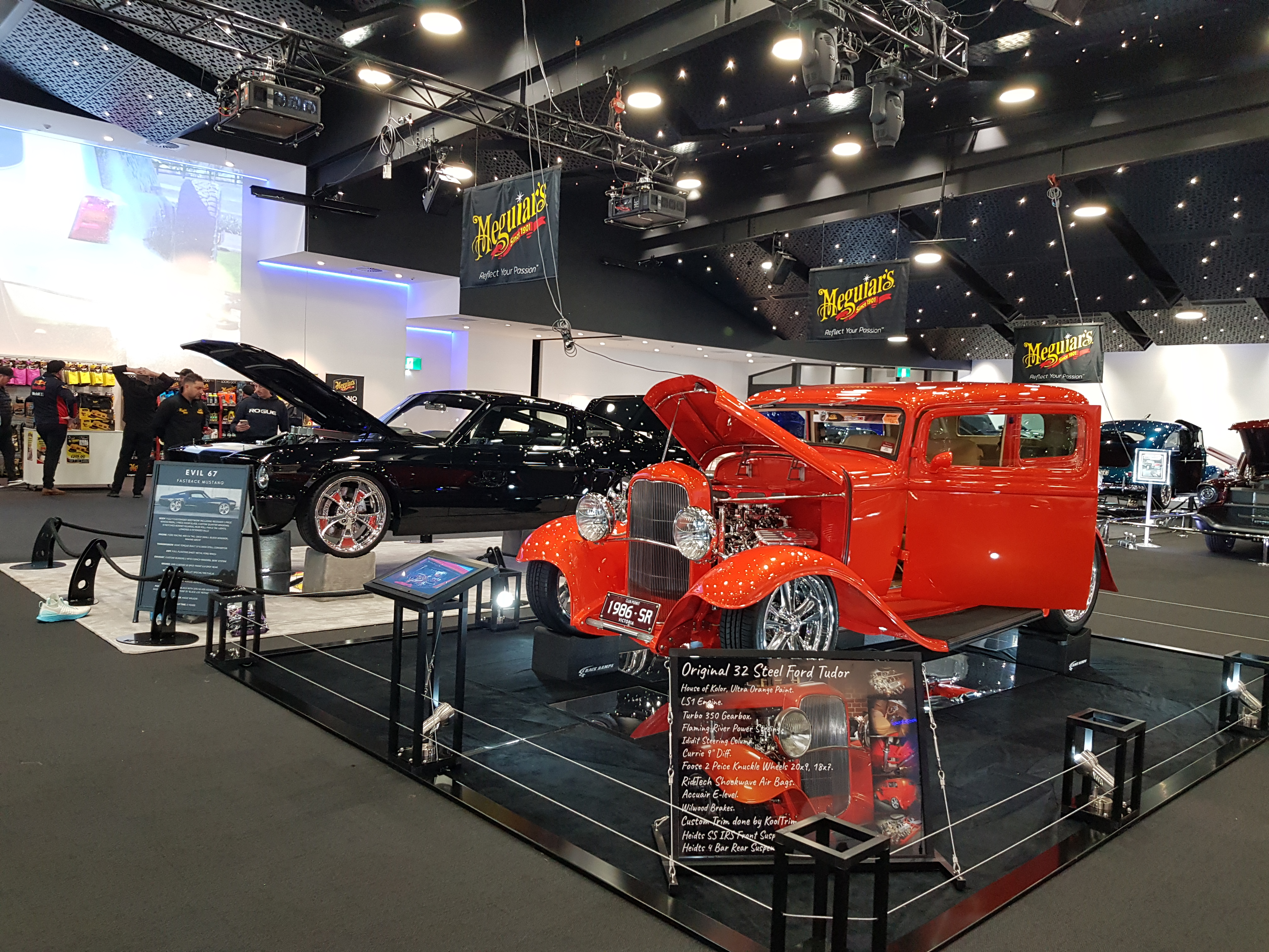 1932 FORD TUDOR HOT ROD