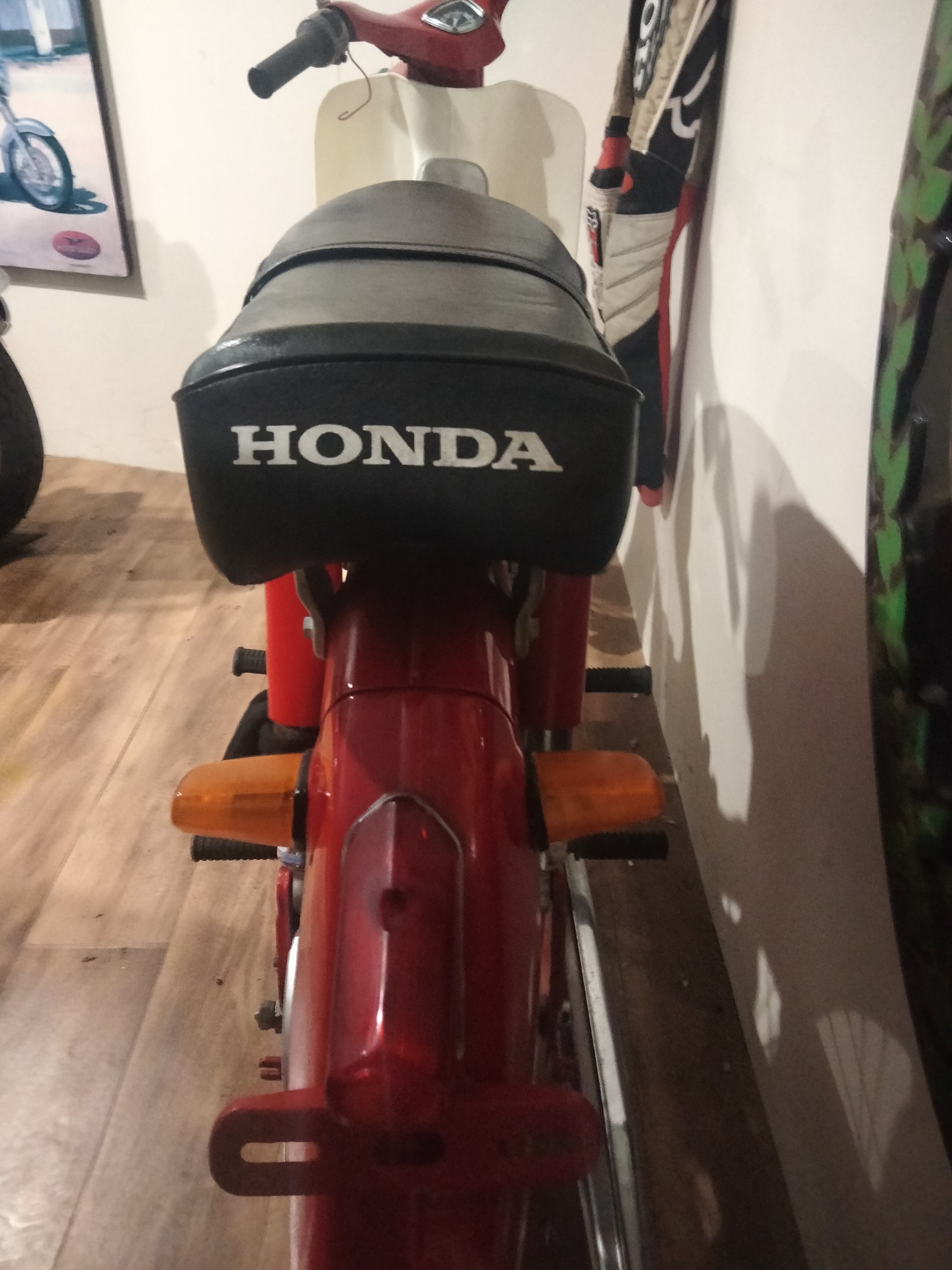 1961 HONDA C102 SUPER CUB 50CC POSTIE BIKE