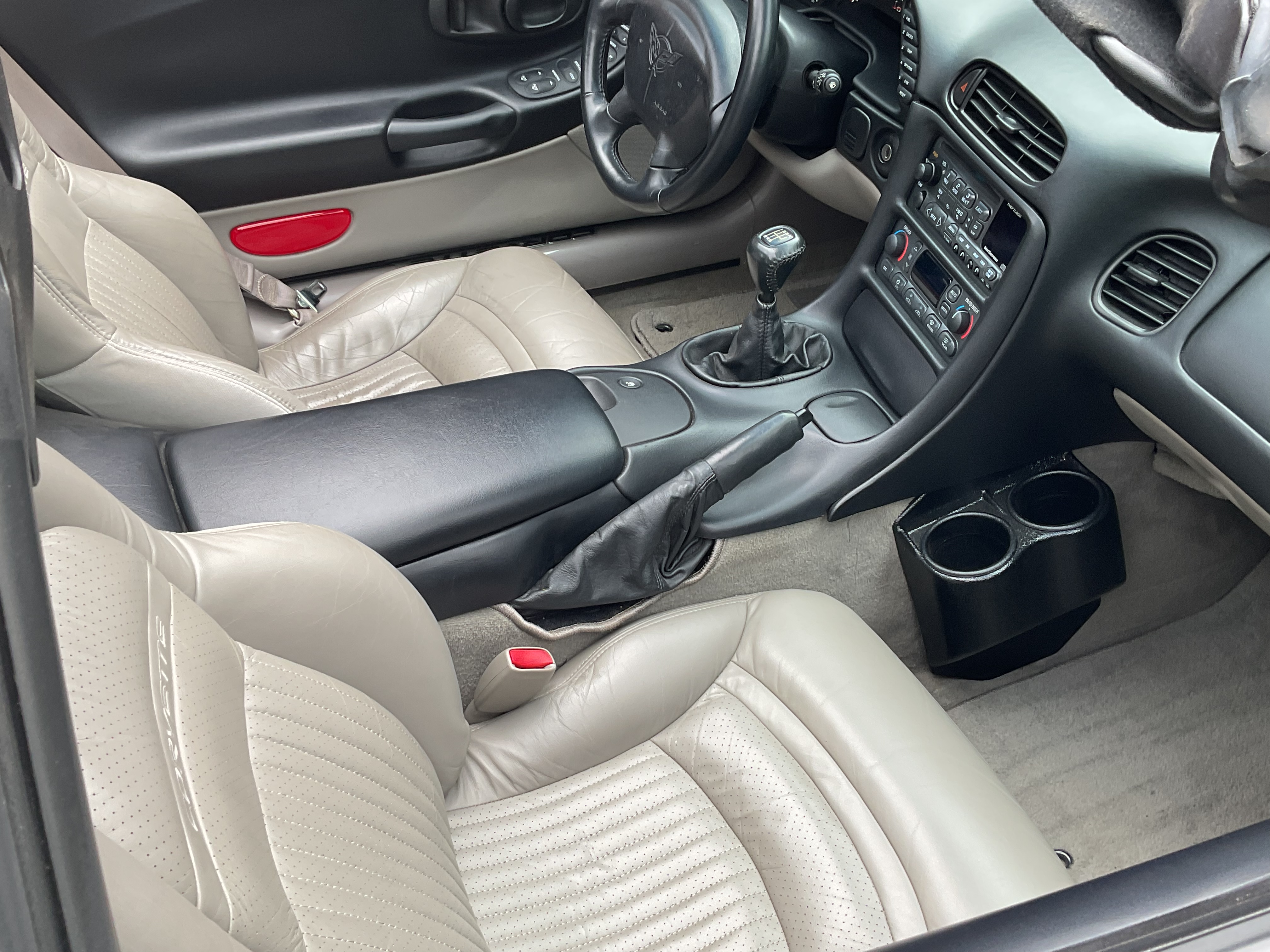 1997 CHEVROLET CORVETTE C5 COUPE