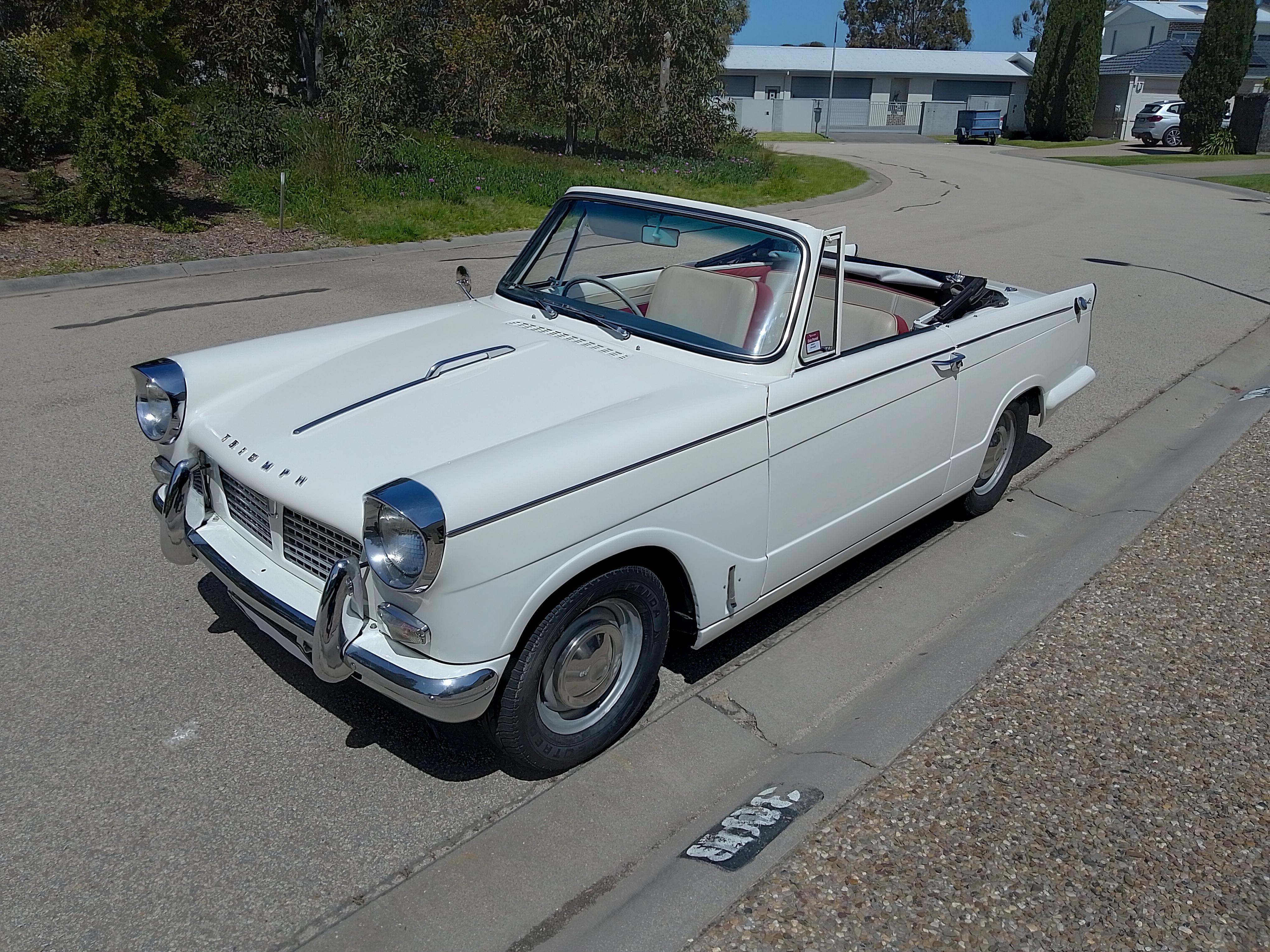 1962 TRIUMPH HERALD 1200 CONVERTIBLE