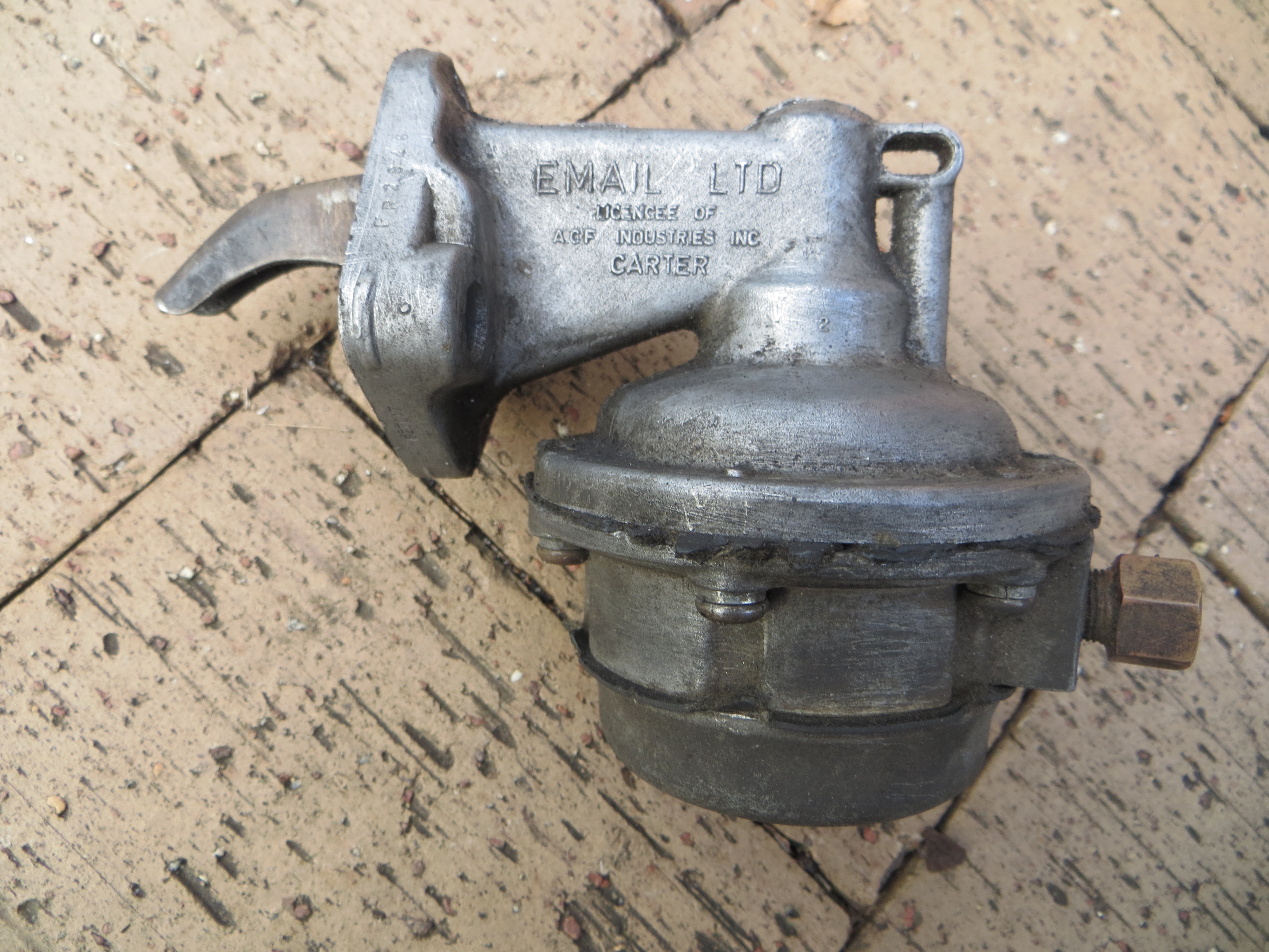 VALIANT CHRYSLER EMAIL 6 CYLINDER FUEL PUMP
