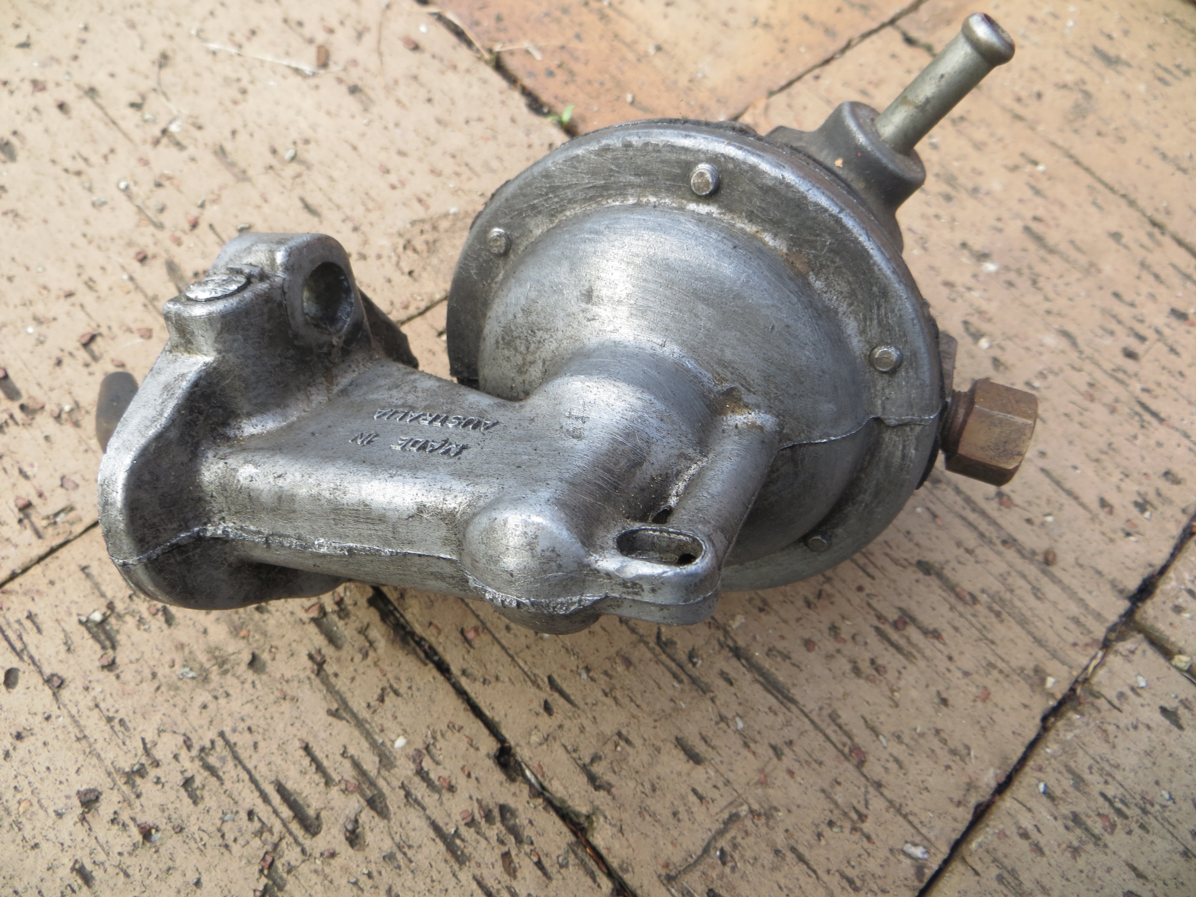 VALIANT CHRYSLER EMAIL 6 CYLINDER FUEL PUMP