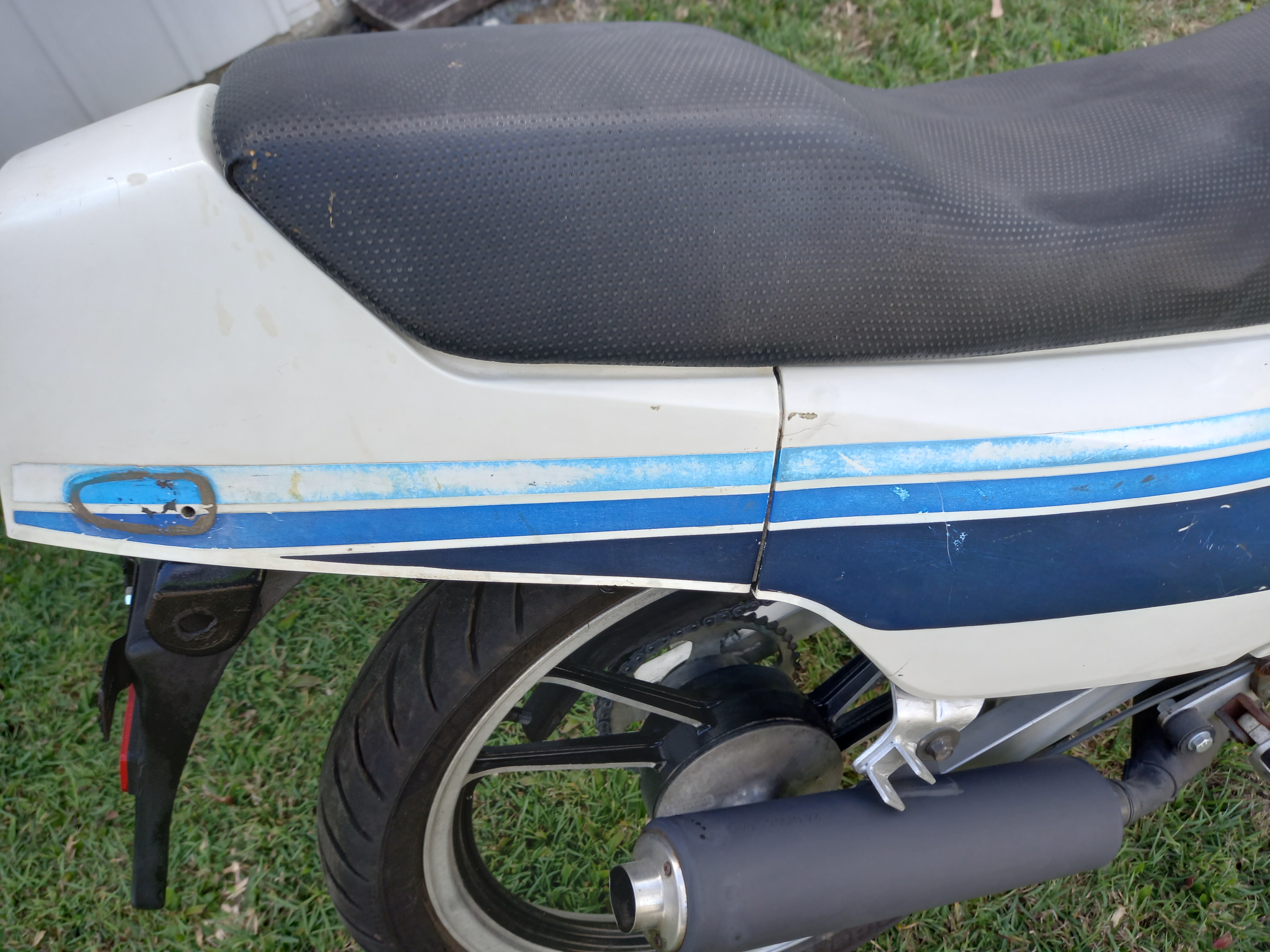 1985 SUZUKI RG125 ROAD