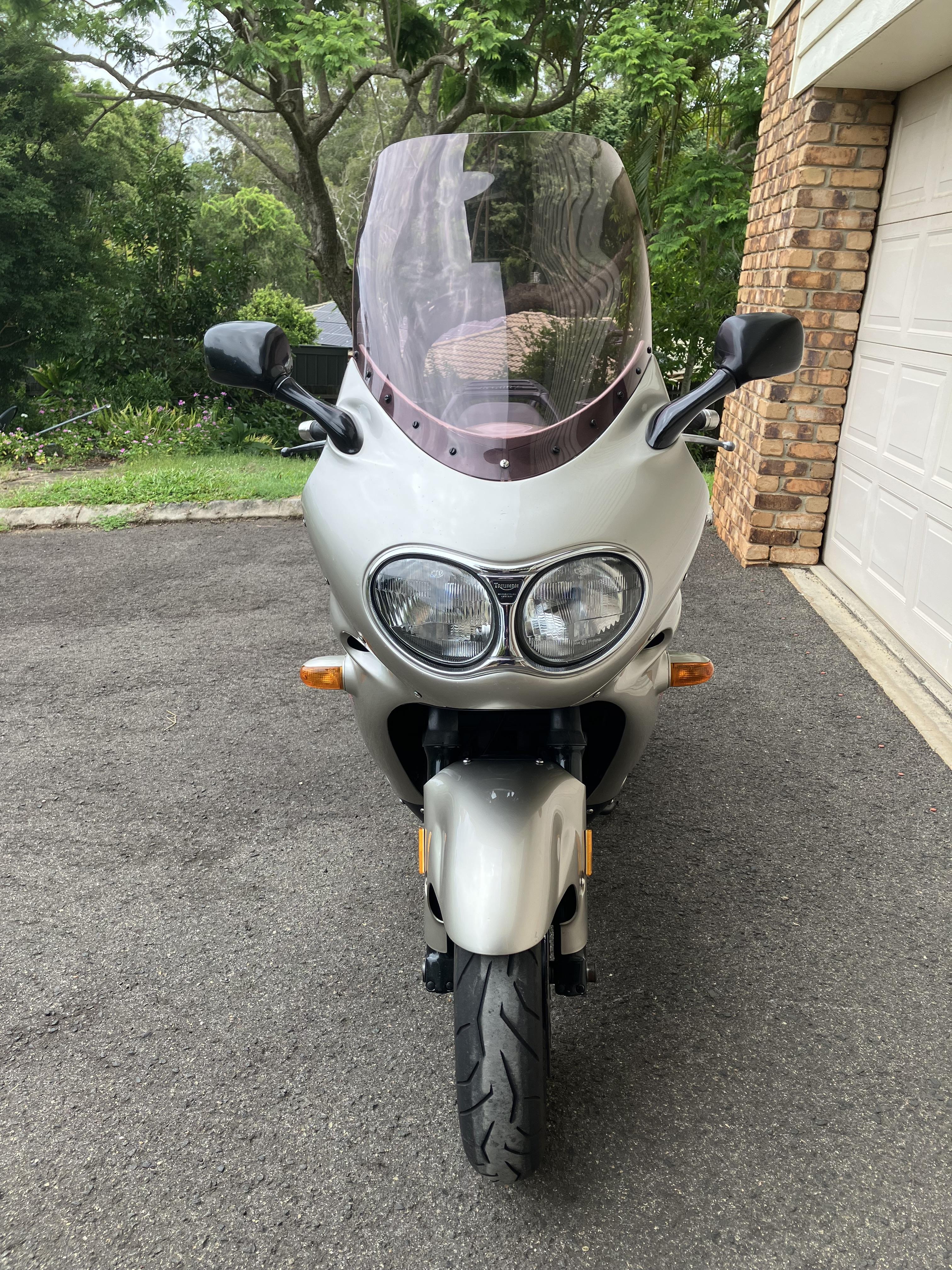 2000 TRIUMPH TROPHY 1200 ROAD