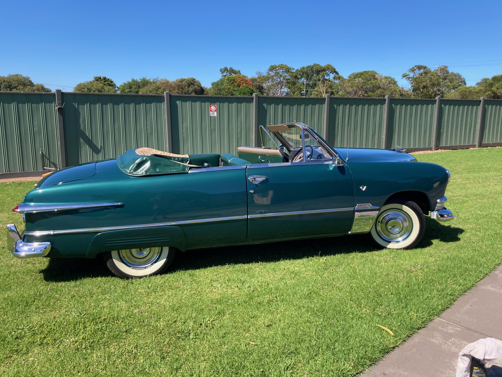 1951 FORD CUSTOM CONVERTIBLE