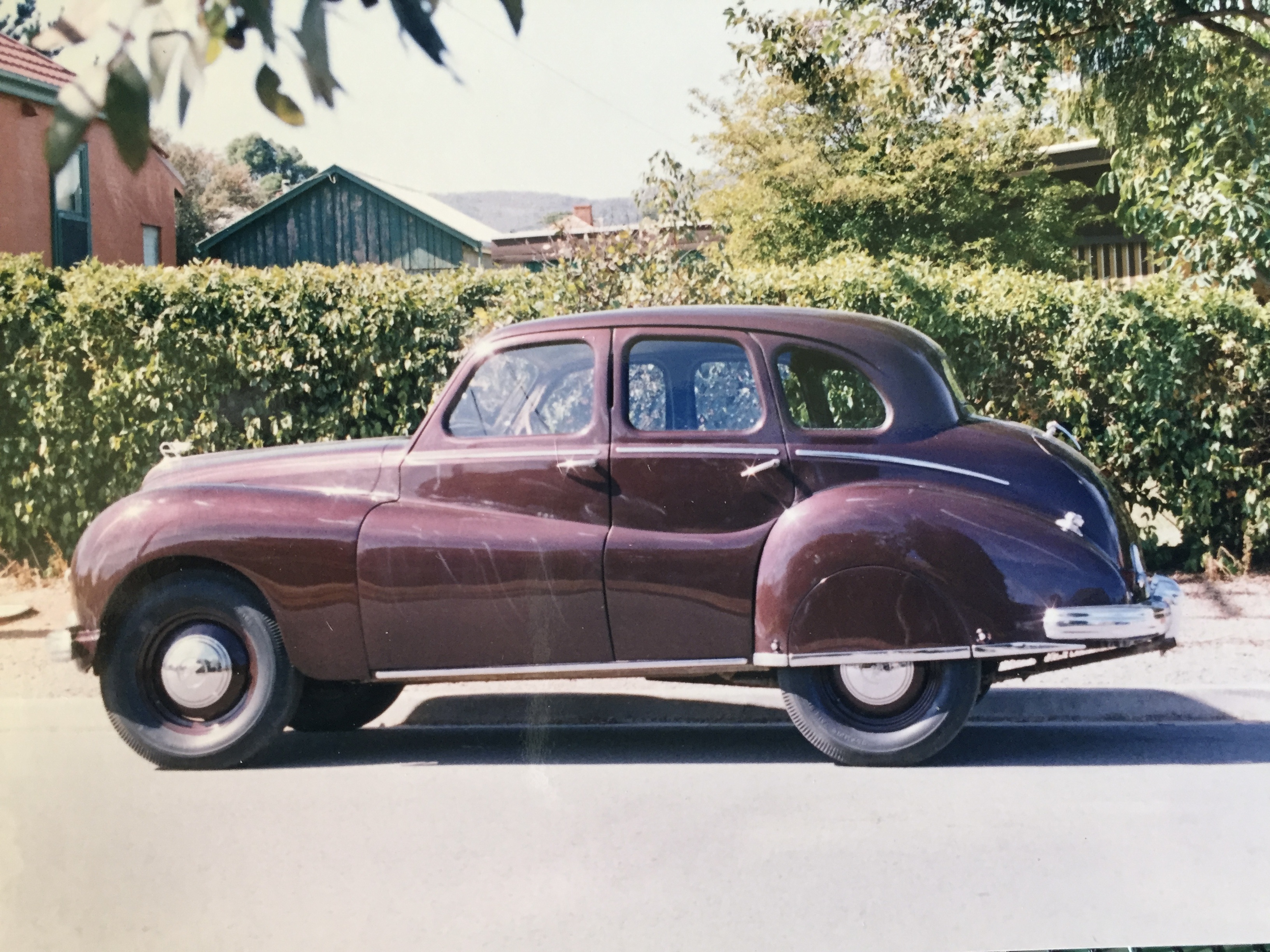 1949 AUSTIN A70 HAMPSHIRE SEDAN