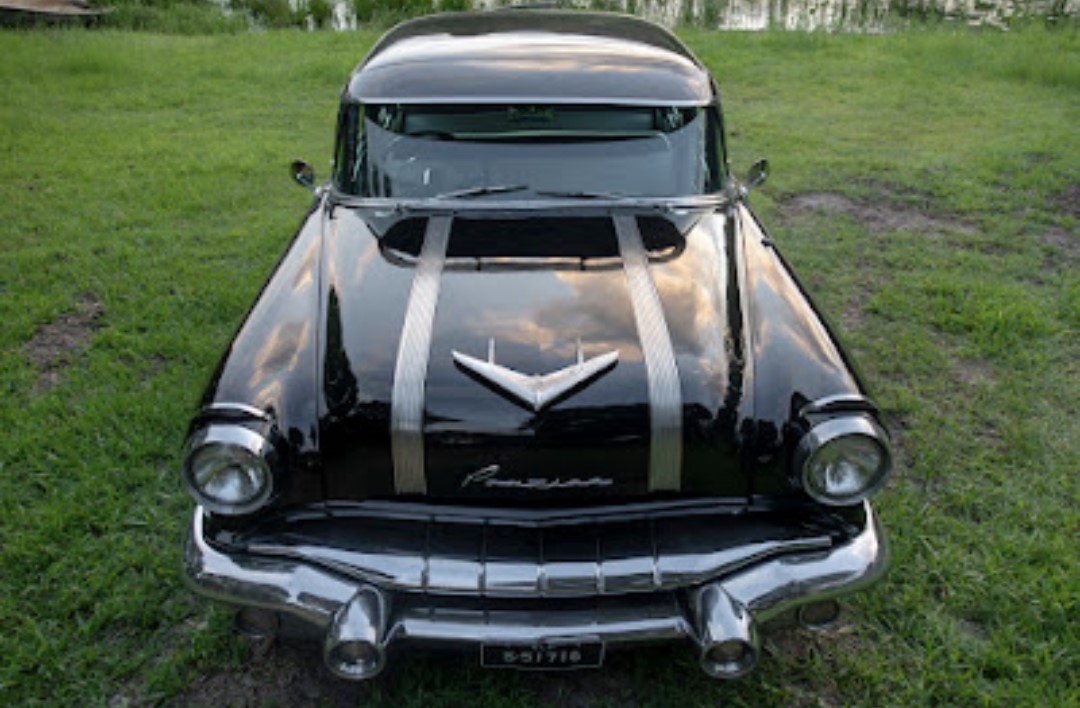 1956 PONTIAC LAURENTIAN AUTOMATIC SEDAN