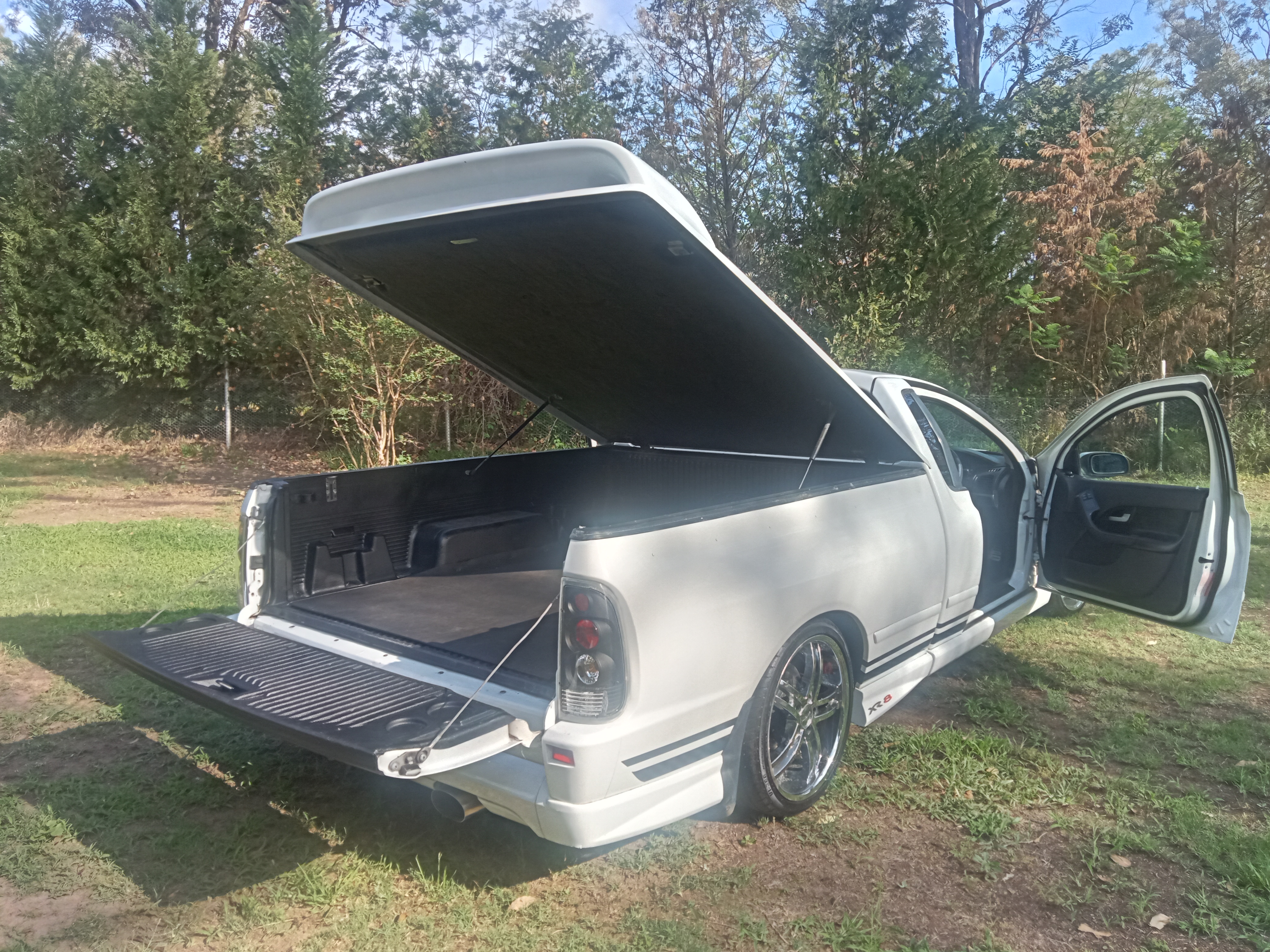 2004 FORD XR8 UPGRADED TRANSFORMED FPV PURSUIT UTE 