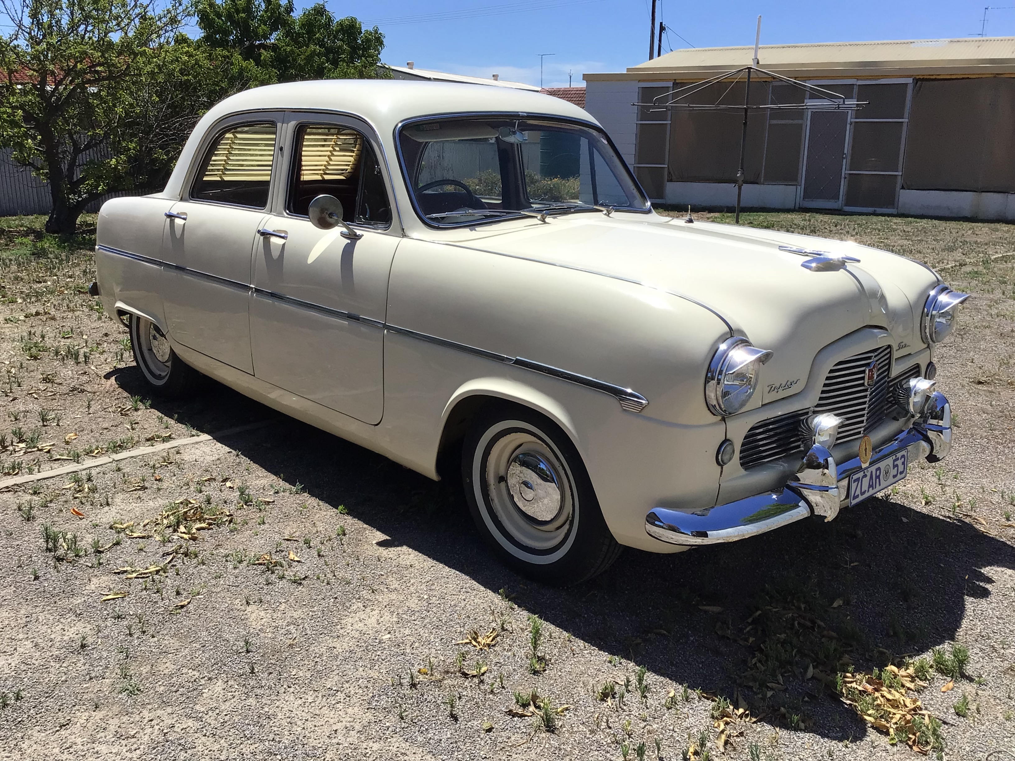 1953 FORD ZEPHYR MK1 CLASSIC MANUAL SEDAN