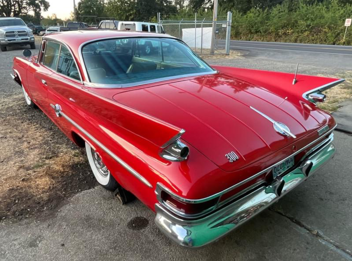 1961 CHRYSLER 300G COUPE