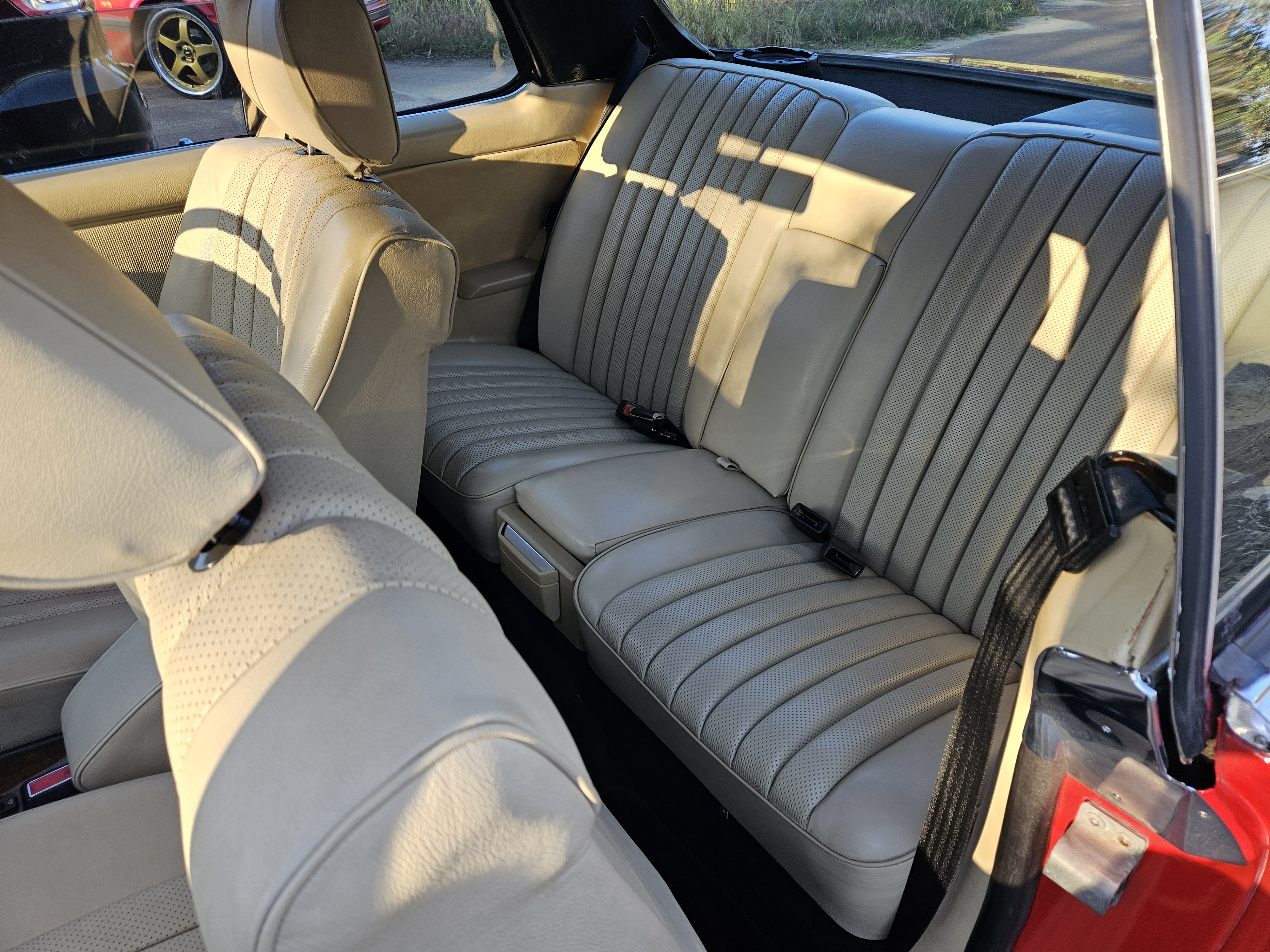 1978 MERCEDES-BENZ 280 W123 CE 4 SP AUTOMATIC 2D COUPE