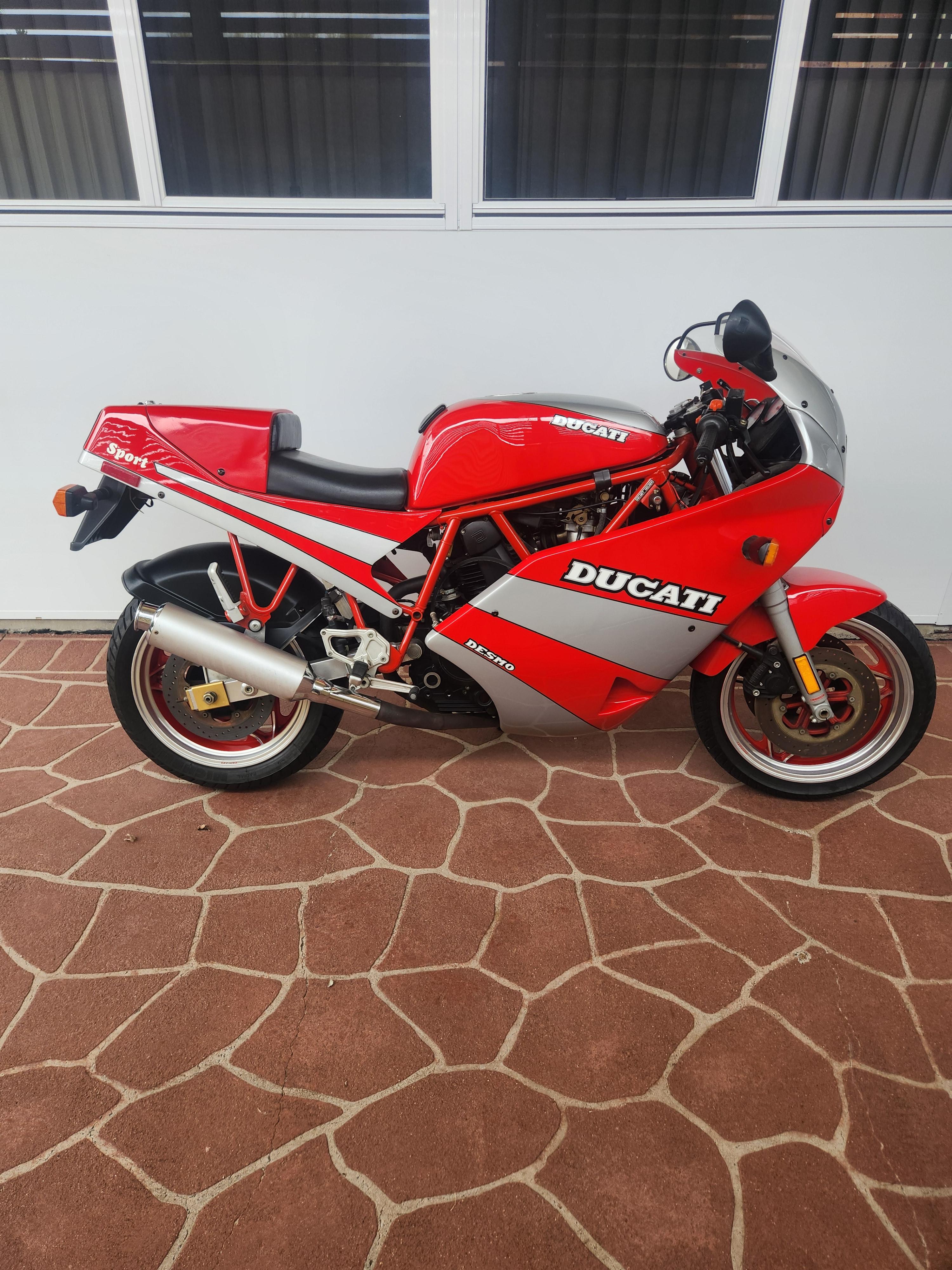 1990 DUCATI 750SS SPORTS