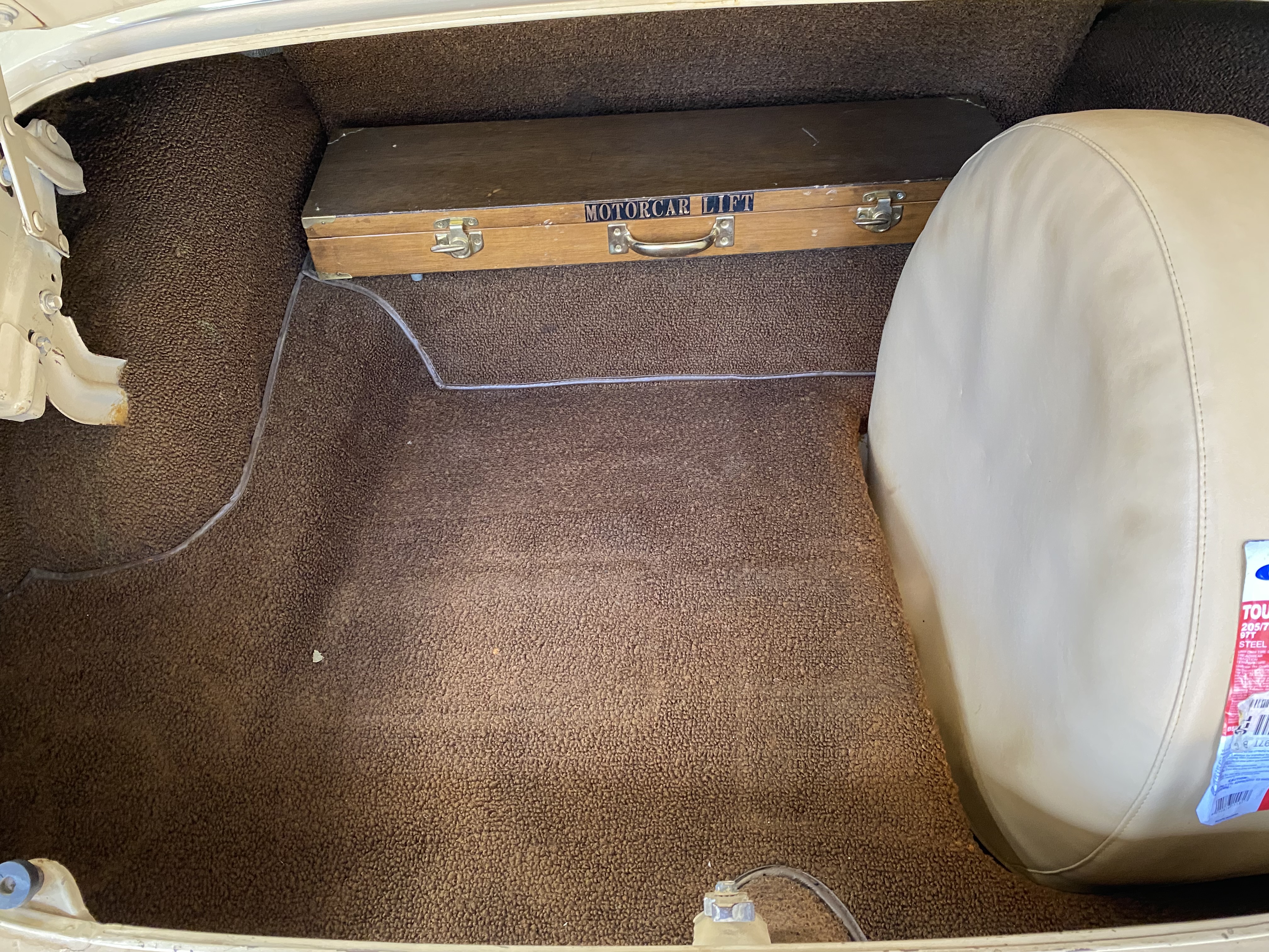 1954 FORD CUSTOMLINE SINGLE SPINNER MANUAL 4D SEDAN