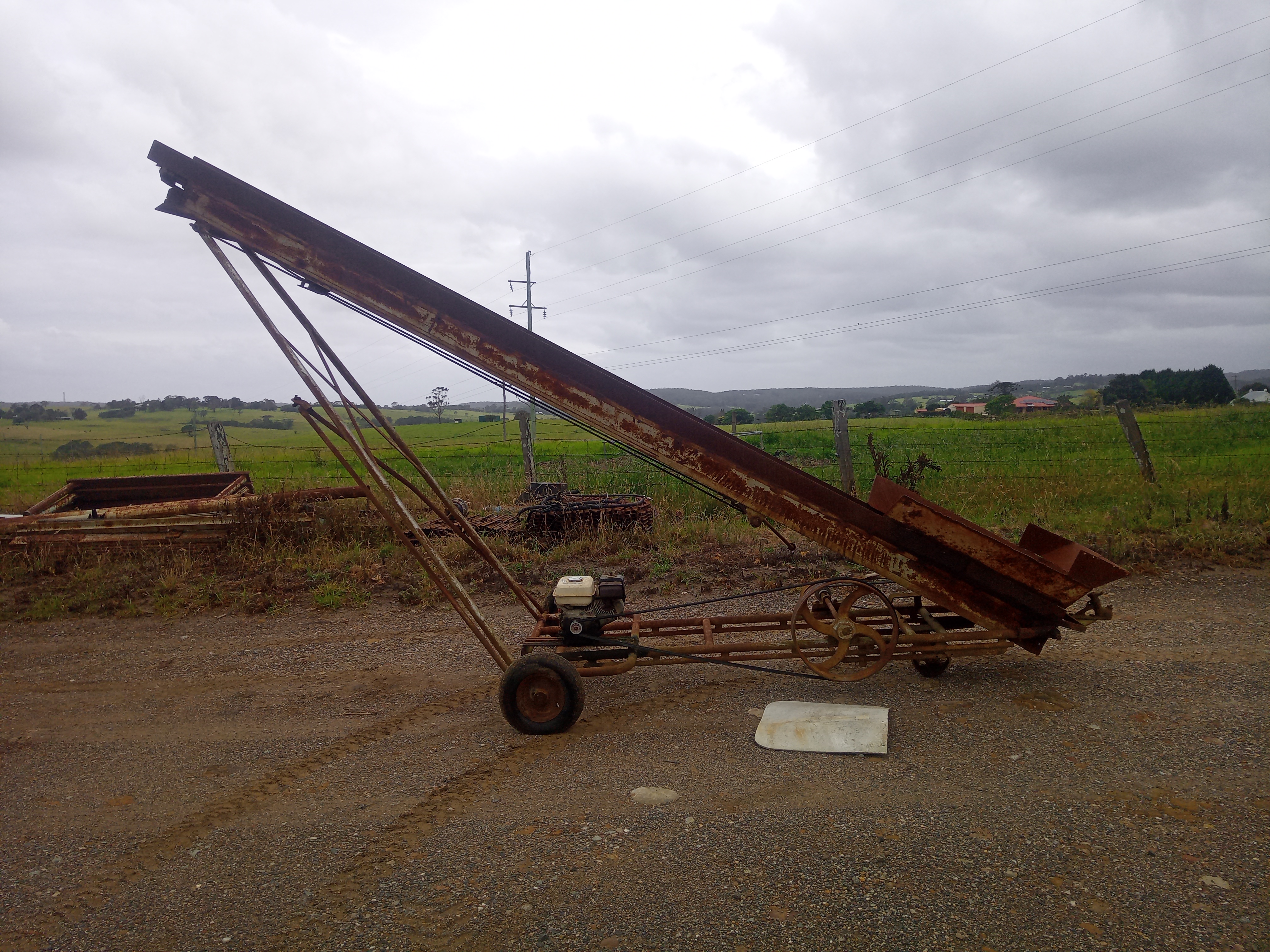 FIREWOOD ELEVATOR