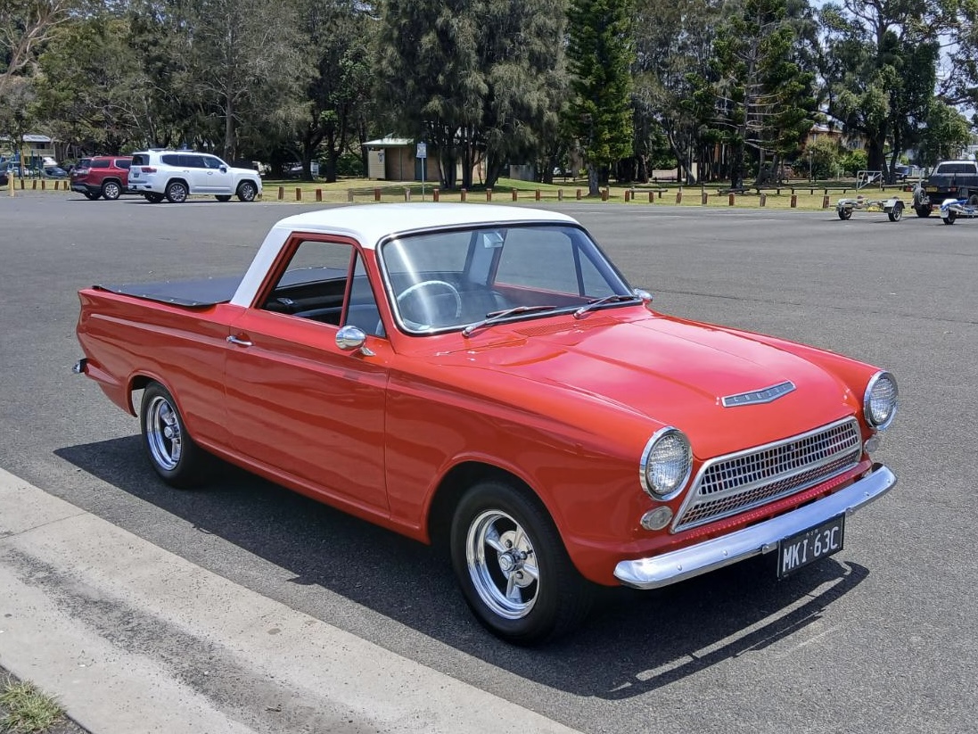 1963 FORD CORTINA MkI DELUXE MANUAL UTILITY