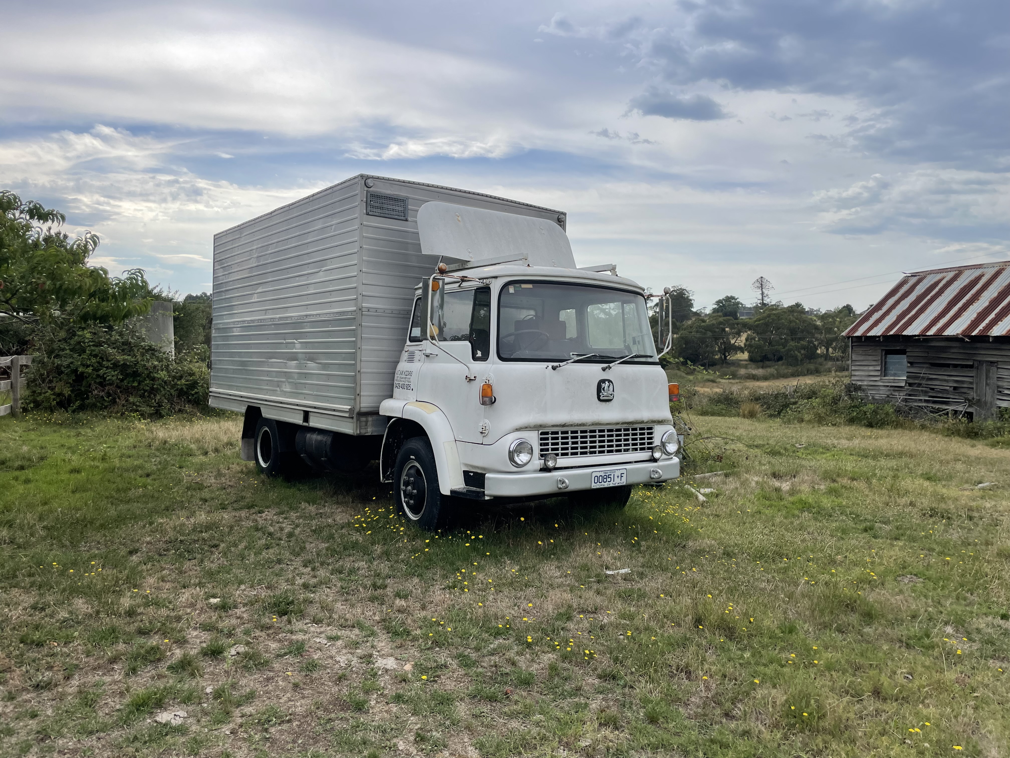 1975 BEDFORD TK BOX CATTLE TRUCK 