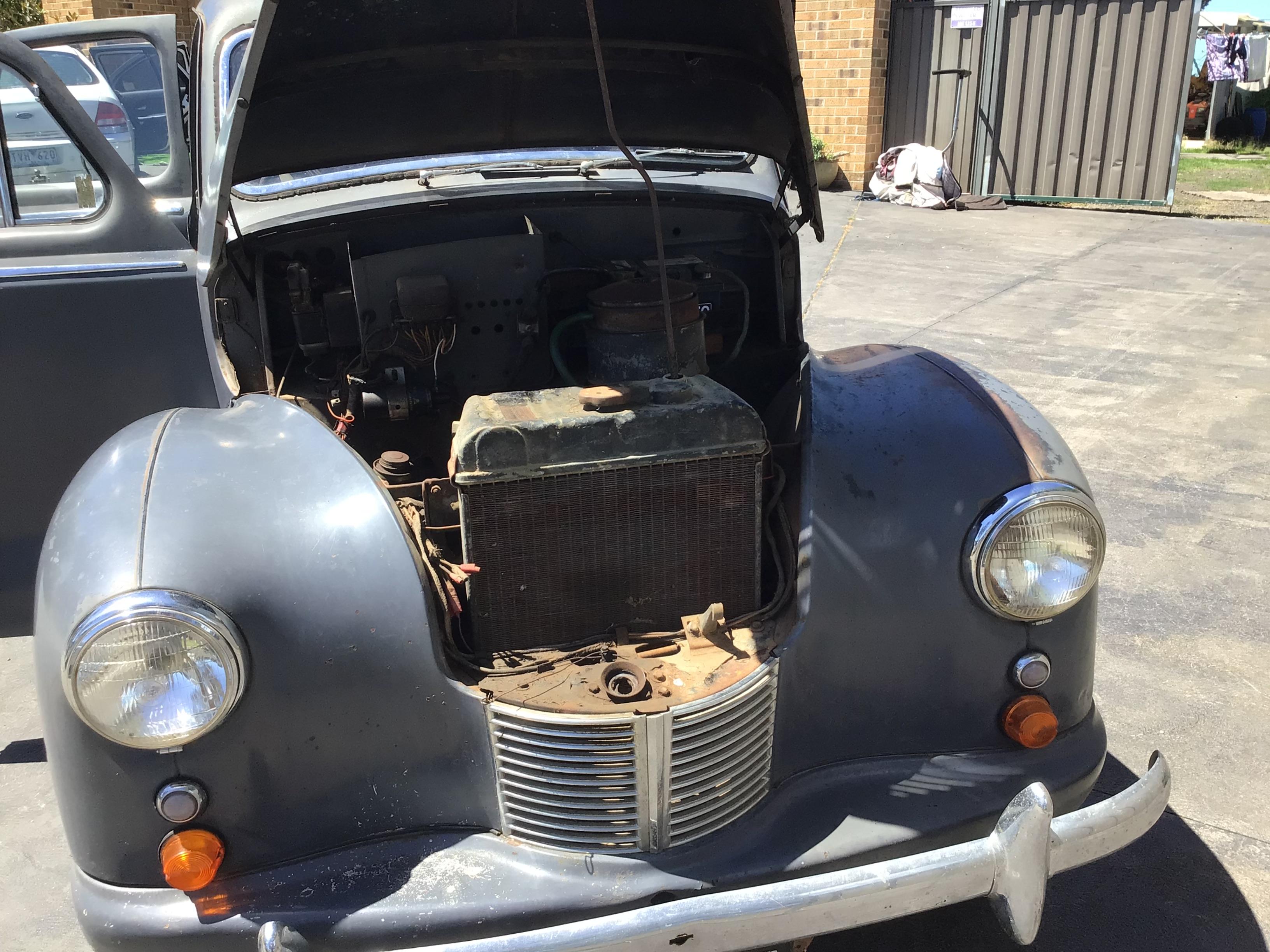 1958 AUSTIN OF ENGLAND A40 SEDAN