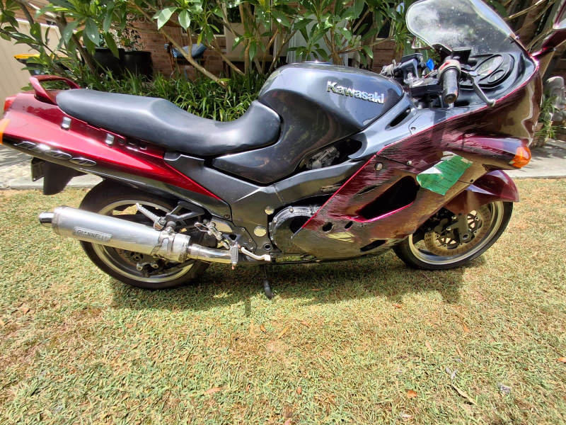 2001 KAWASAKI ZZ-R1100 (ZX1100) ROAD