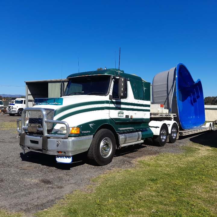 1999 VOLVO NH12 460 (6x4) 14 SP MANUAL P/MOVER