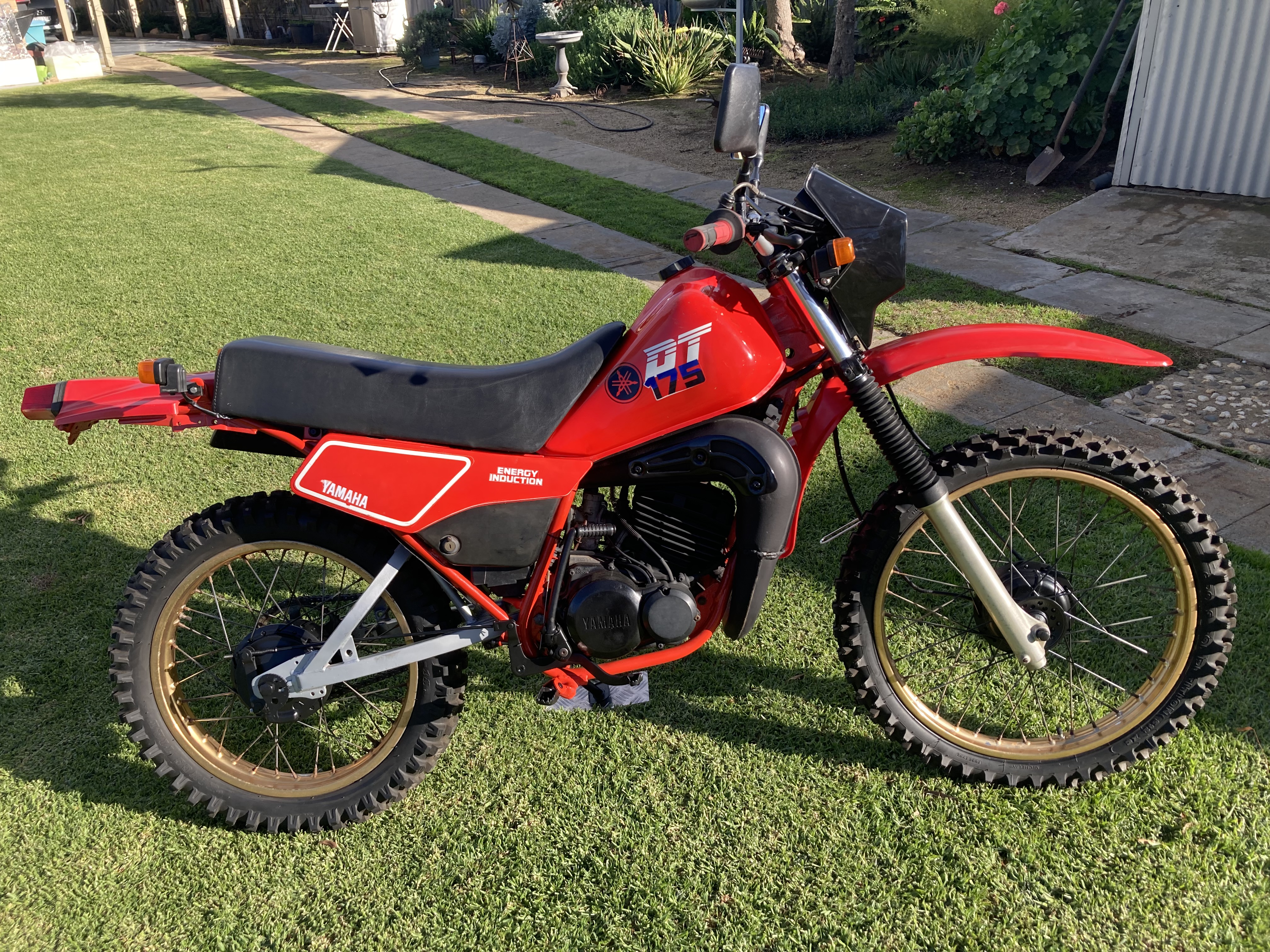 1987 YAMAHA DT175 TRAIL