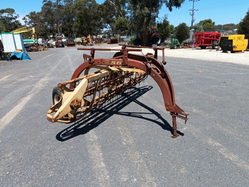 New Holland 56 Roller Bar Hay Rake
