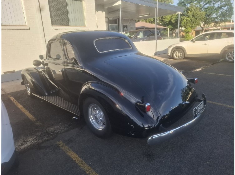1937 CHEVROLET COUPE