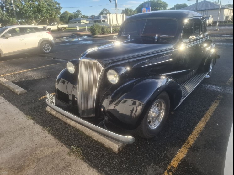 1937 CHEVROLET COUPE