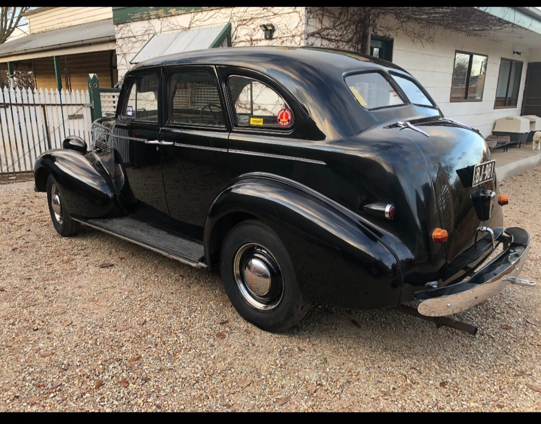 1939 CHEVROLET MASTER DELUXE SEDAN