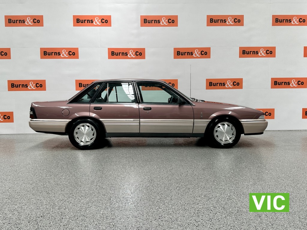1987 HOLDEN CALAIS VL 4 SP AUTOMATIC 4D SEDAN