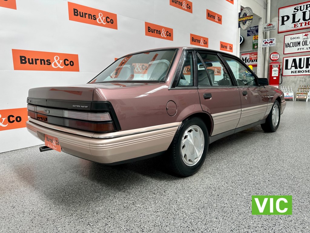 1987 HOLDEN CALAIS VL 4 SP AUTOMATIC 4D SEDAN