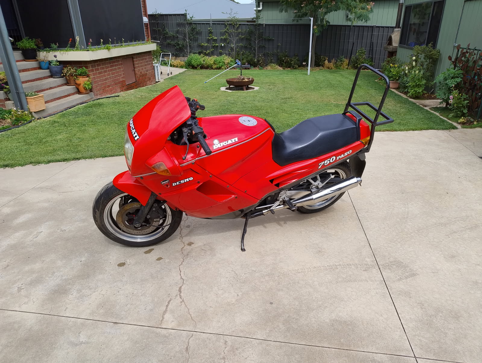 1989 DUCATI 750 PASO ROAD